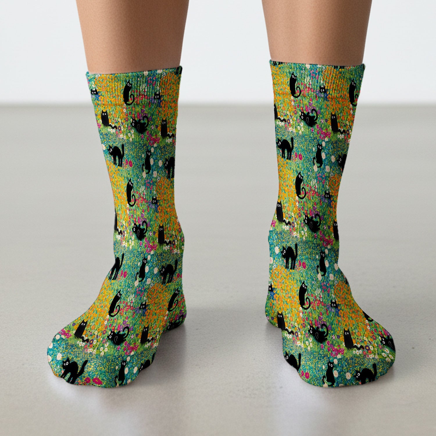 Black Cat Flower Garden Pattern Socks, Adult Socks for Men and Women