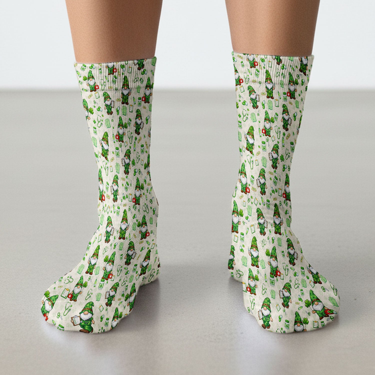 St. Patrick’s Day Nurse Gnome Scrub Socks, Green Lucky Medical Pattern Nurse Sock, Breathable Fabrics Nursing Uniform
