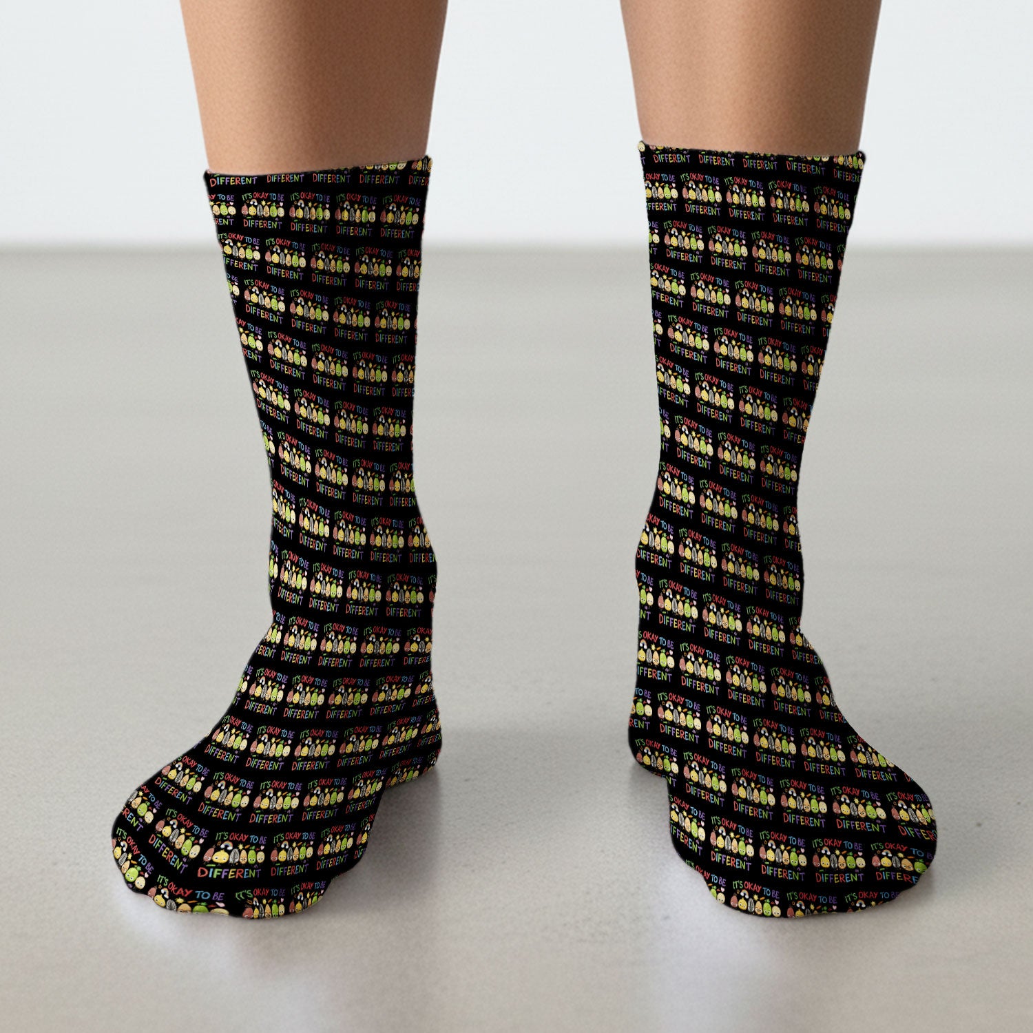 Autism Awareness Nurse Scrub Socks, It’s Okay To Be Different Pattern Nurses Sock, Comfortable Uniform Scrubs For Nursing