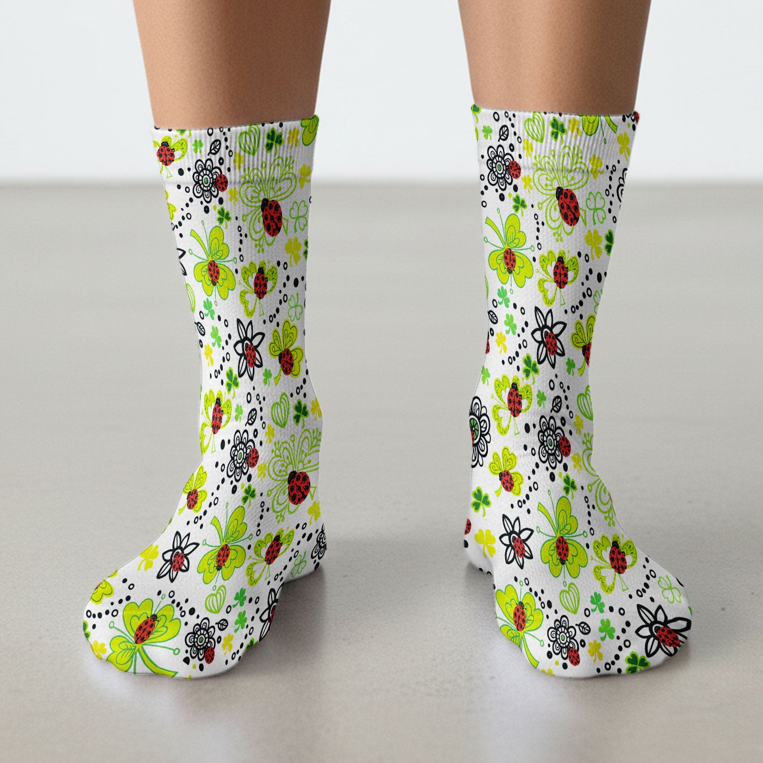 Ladybug Clover Floral Pattern Print Socks, Breathable Fabrics Medical Uniform