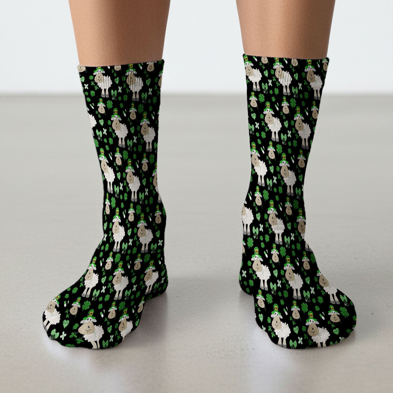 Nurse St. Patrick Scrubs Socks, Cute Sheep Shamrock Pattern Nurse Sock, Breathable Fabrics Nursing Uniform