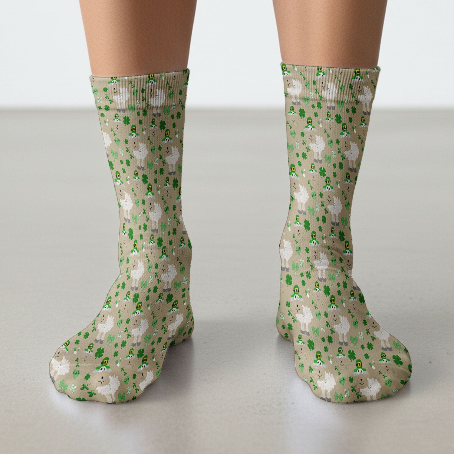 Nurse St. Patrick Scrubs Socks, Cute Sheep Shamrock Pattern Nurse Sock, Breathable Fabrics Nursing Uniform