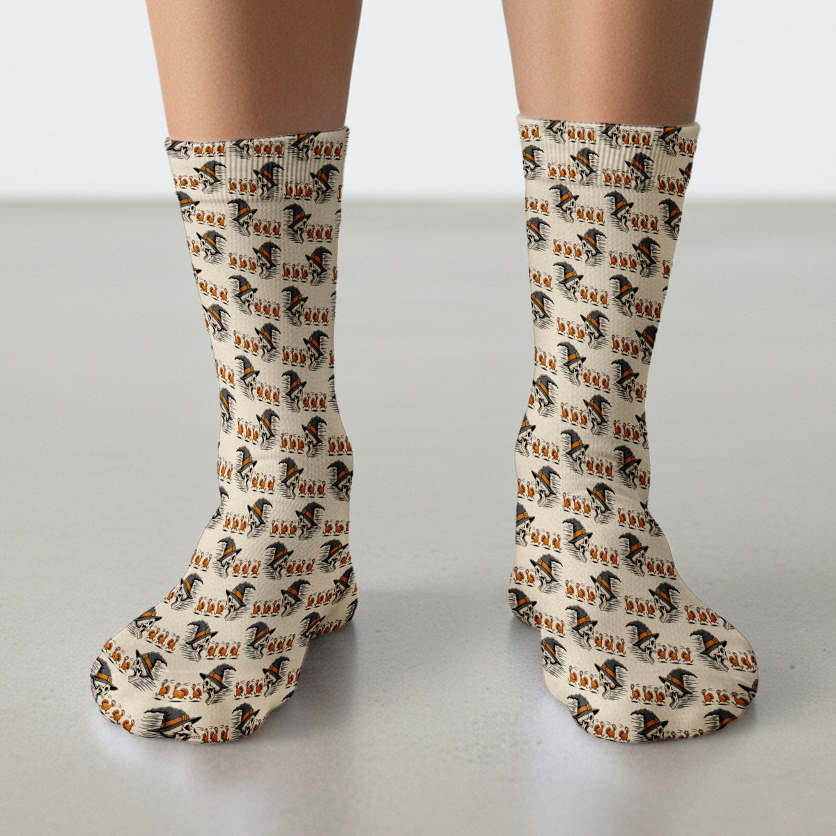 Funny Thanksgiving Skull Chasing Turkeys Pattern Socks, Adult Socks for Men and Women