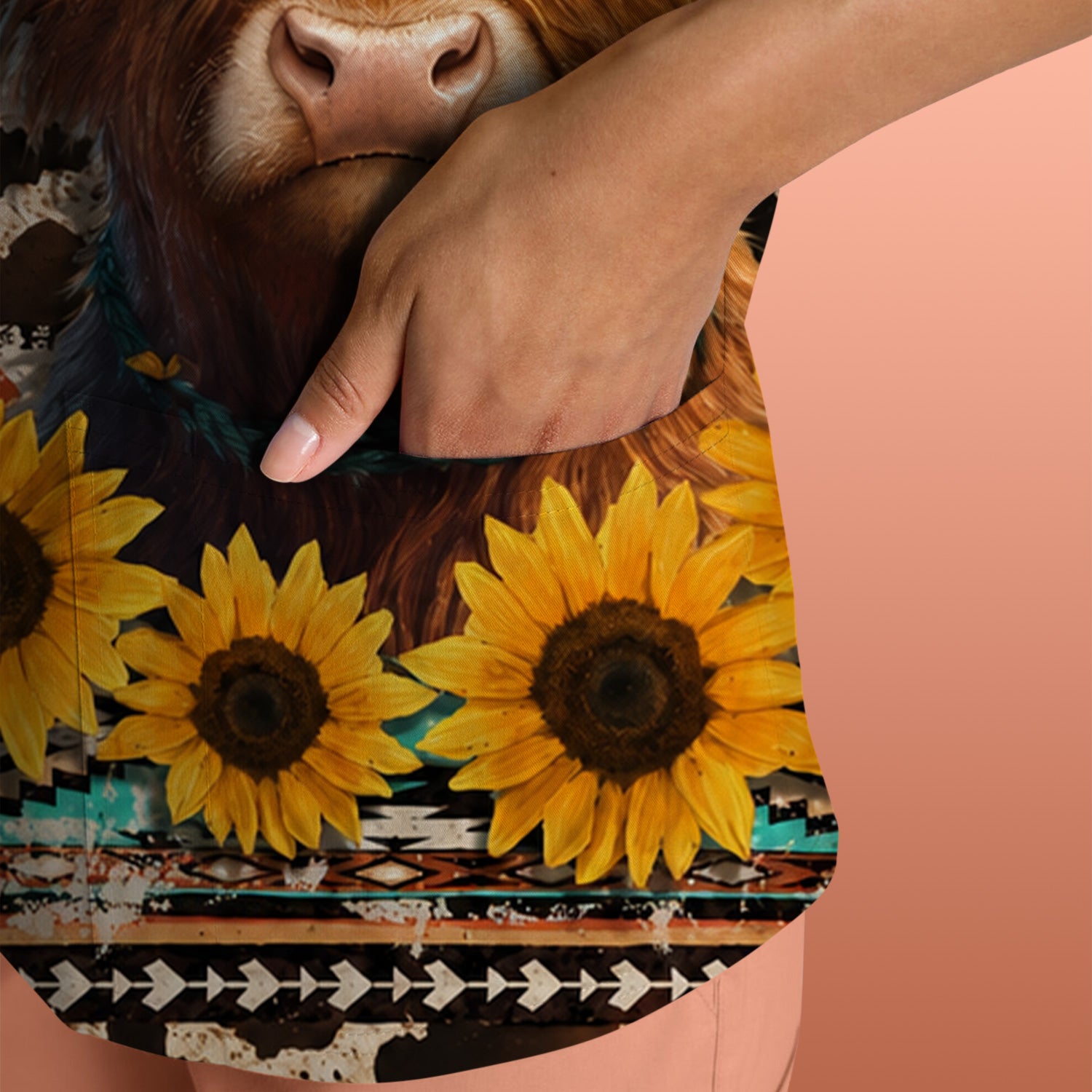 Western Highland Cow Sunflowers Print Scrub Top, Comfortable Scrubs for Nurses