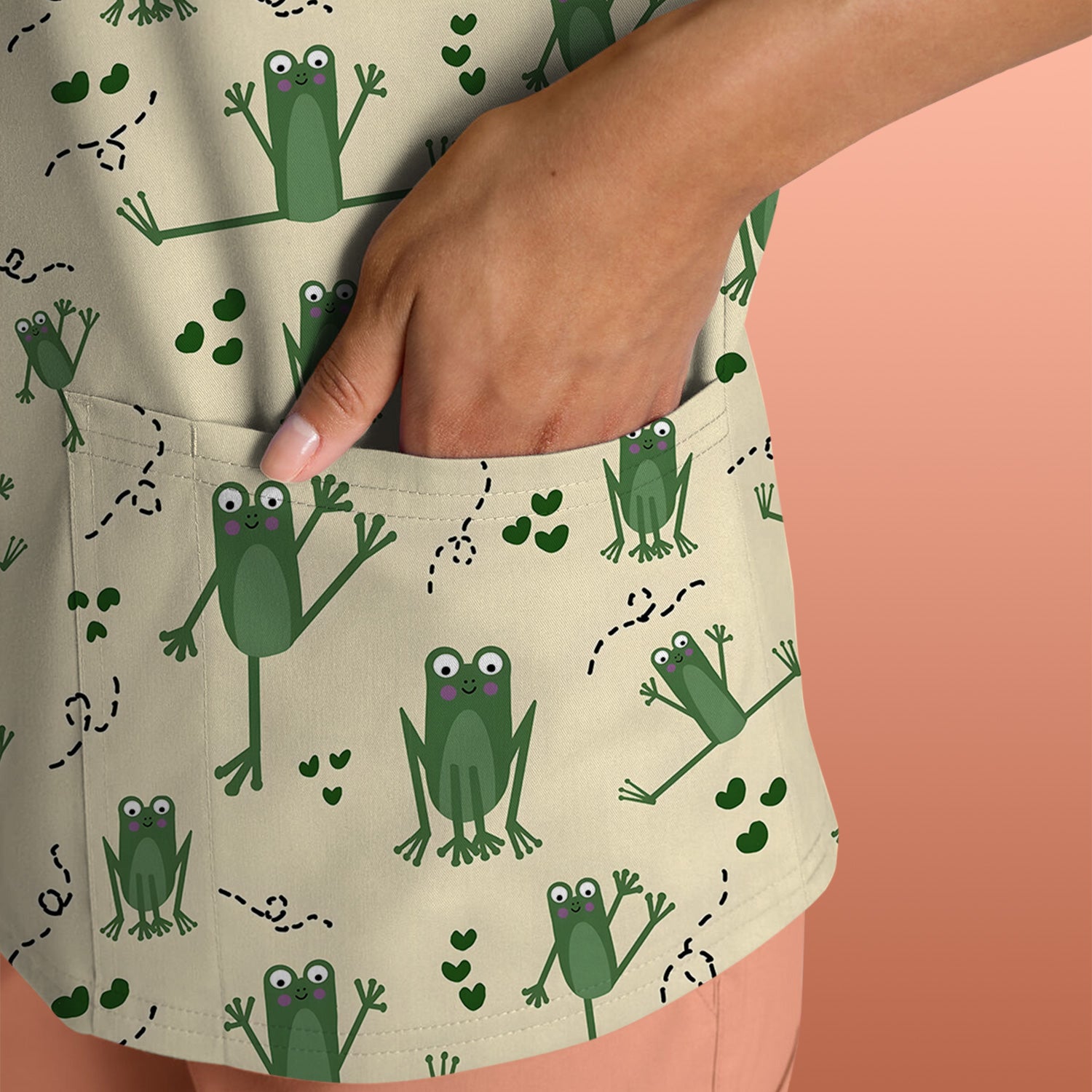 Frog Jumping Footprint Trail Pattern Scrub Top, Breathable Fabrics Nursing Uniform