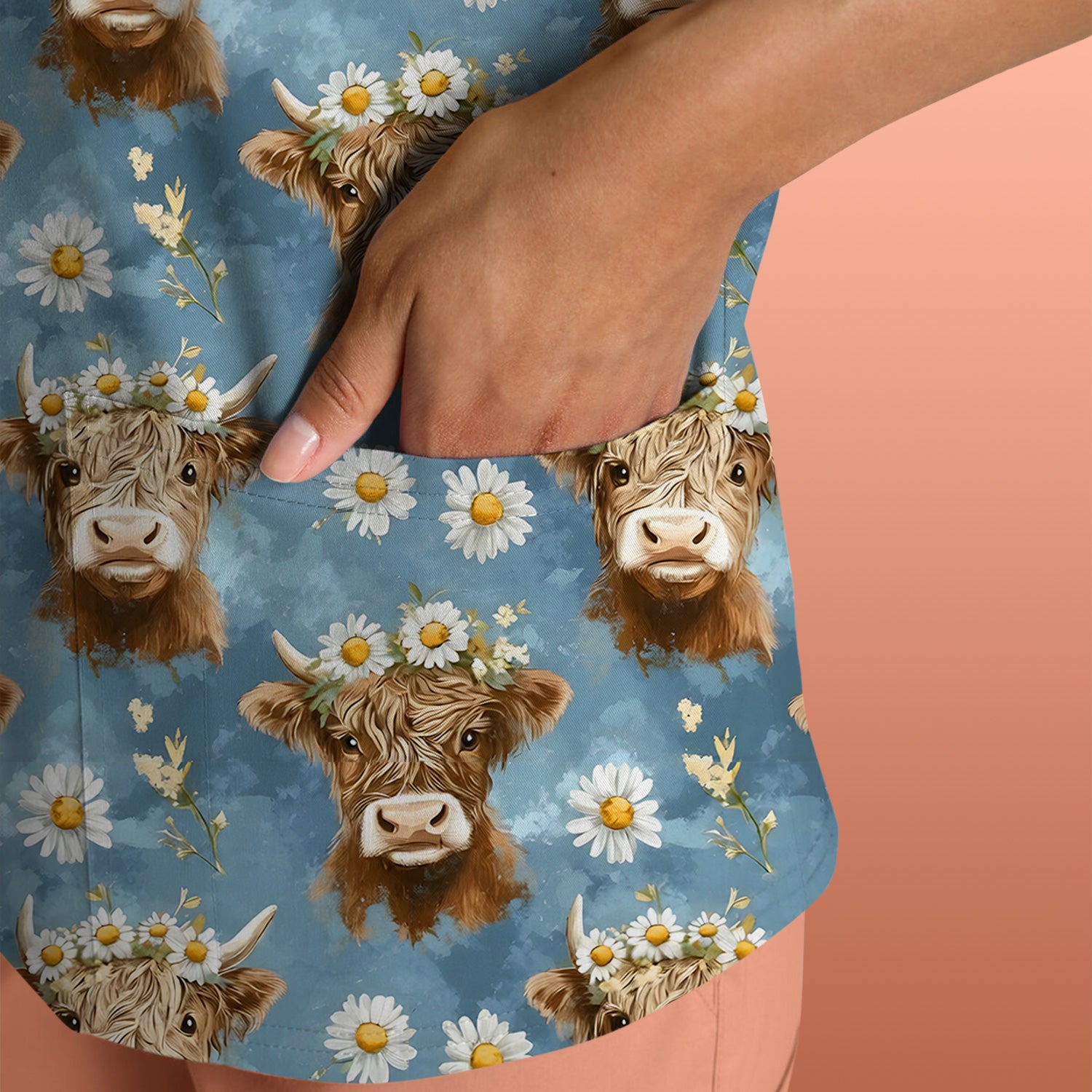 Highland Cow Daisy Flower Pattern Scrub Top, Comfortable Scrubs for Nurses