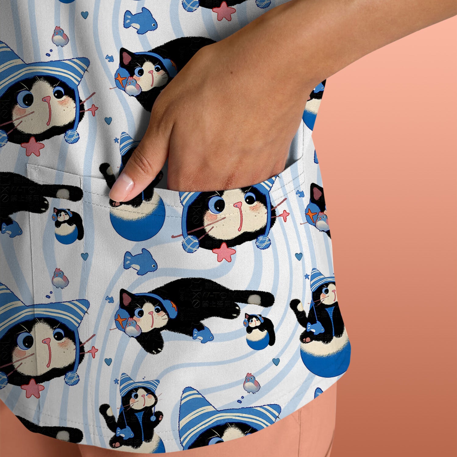 Charming Kitten Fish Pattern Scrub Top, Comfortable Scrubs for Nurses