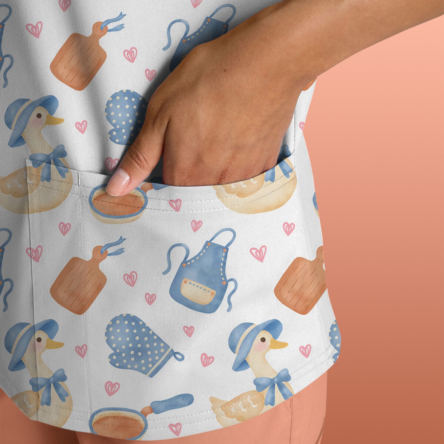 Duck Apron Kitchen Utensil Heart Pattern Scrub Top, Comfortable Scrubs for Nurses
