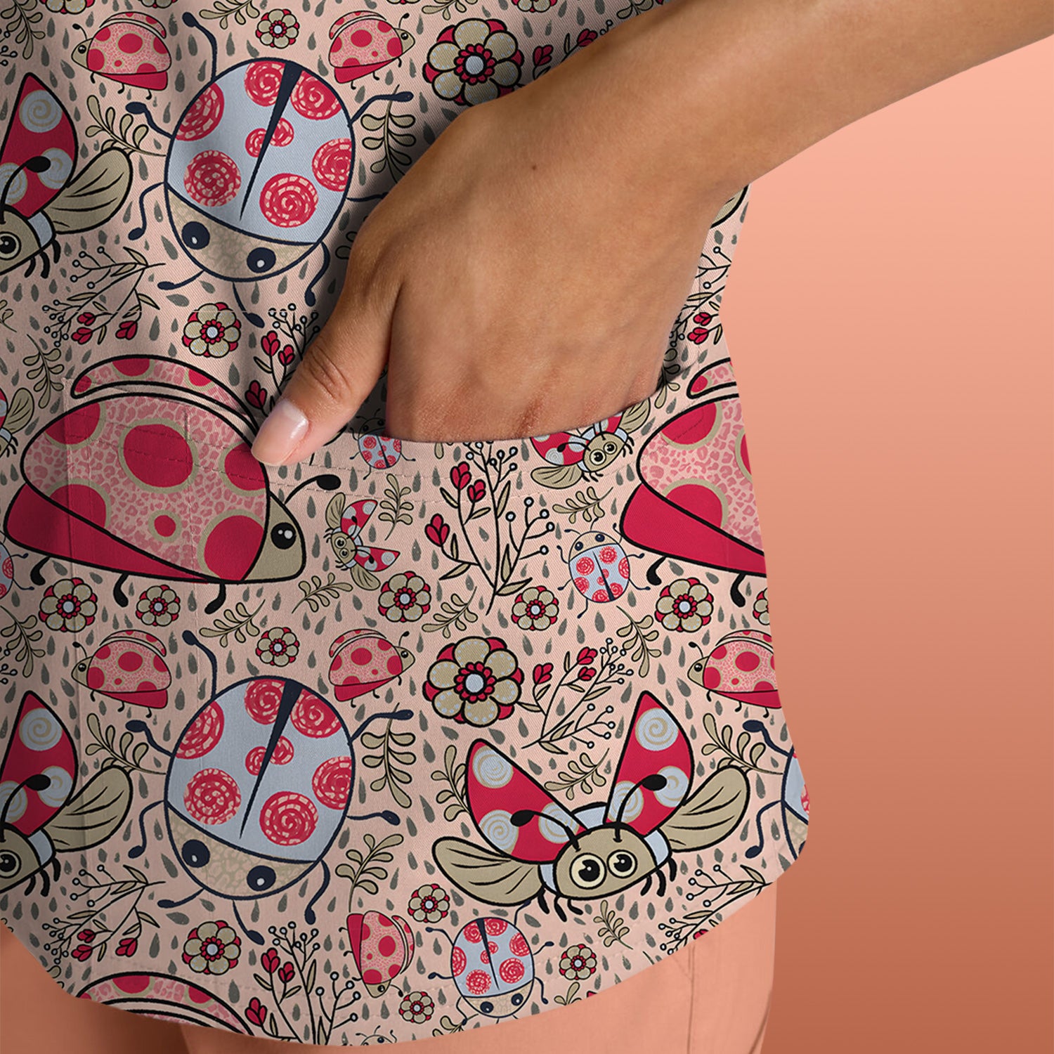 Cute Ladybug Rain Garden Pattern Scrub Top, Breathable Fabrics Nursing Uniform