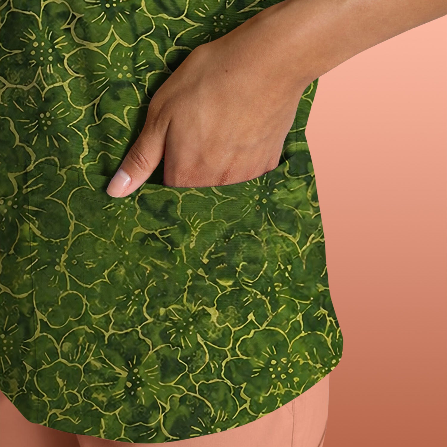 Green Floral Blossom Pattern Scrub Top, Comfortable Scrubs for Nurses