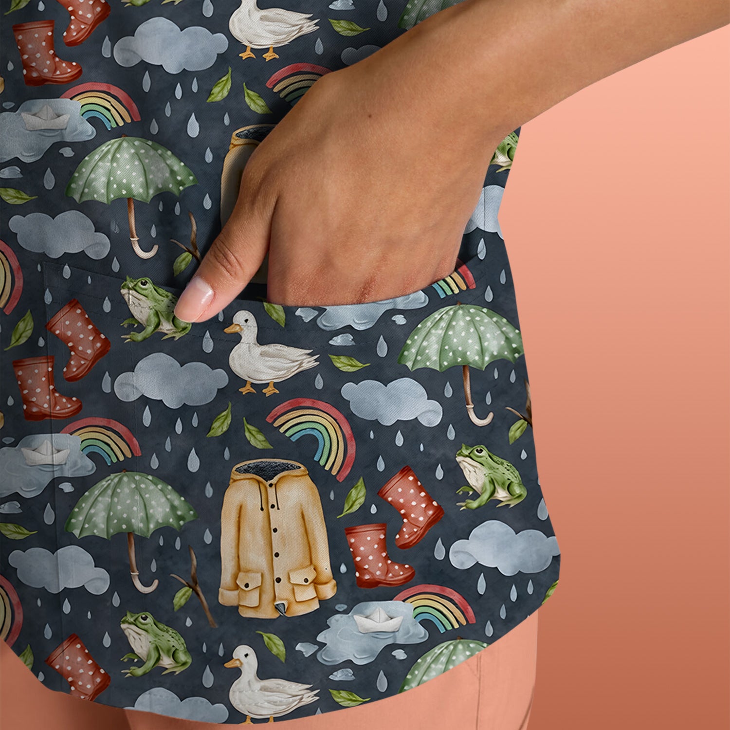 Cute Rainy Day Ducks & Frog Rainbow Pattern Scrub Top, Colorful Gothic Nurse Scrubs Uniform