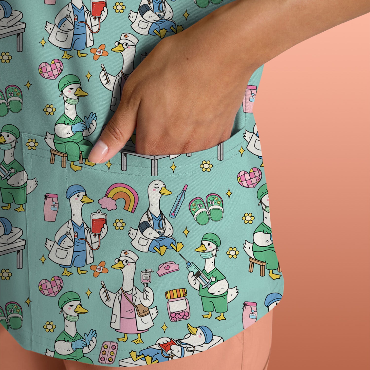 Funny Nurse Duck Medical Doodle Pattern Scrub Top, Comfortable Nurse Workwear Top
