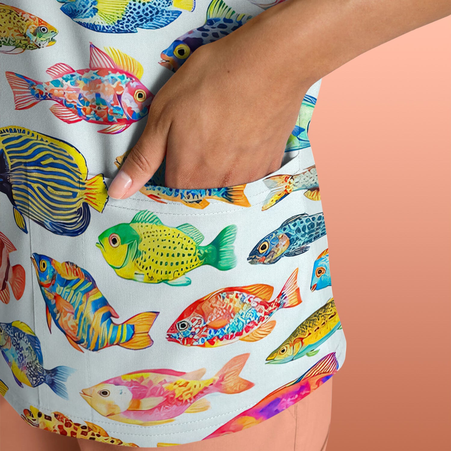 Colorful Tropical Fish Pattern Scrub Top, Breathable Medical Scrubs