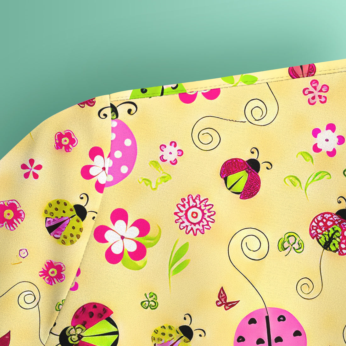 Yellow Ladybug Floral Garden Pattern Scrub Top, Breathable Fabrics Nursing Uniform
