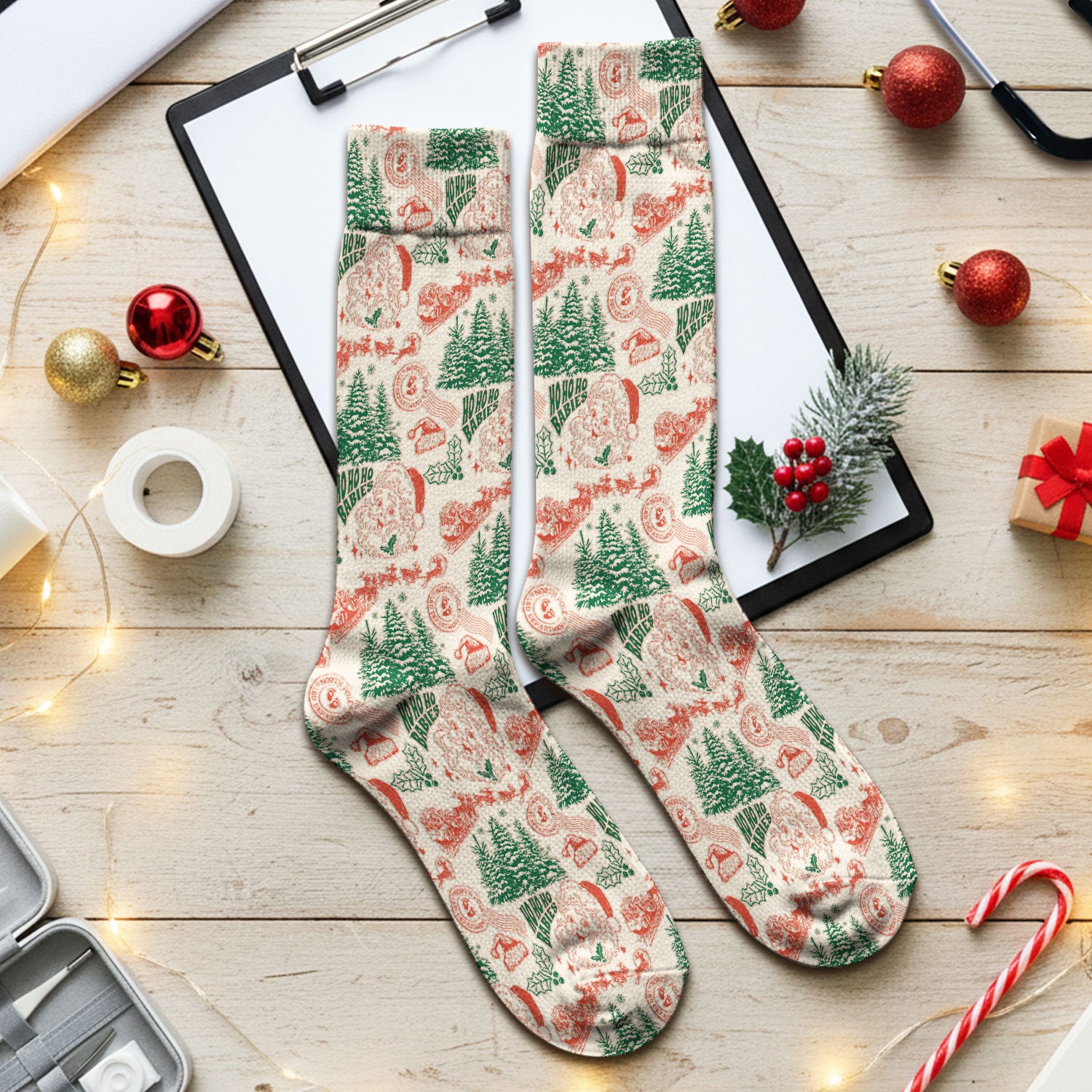 Christmas Santa Scrub Socks, Vintage Holiday Nurse Sock, Festive Medical Uniform For Nursing