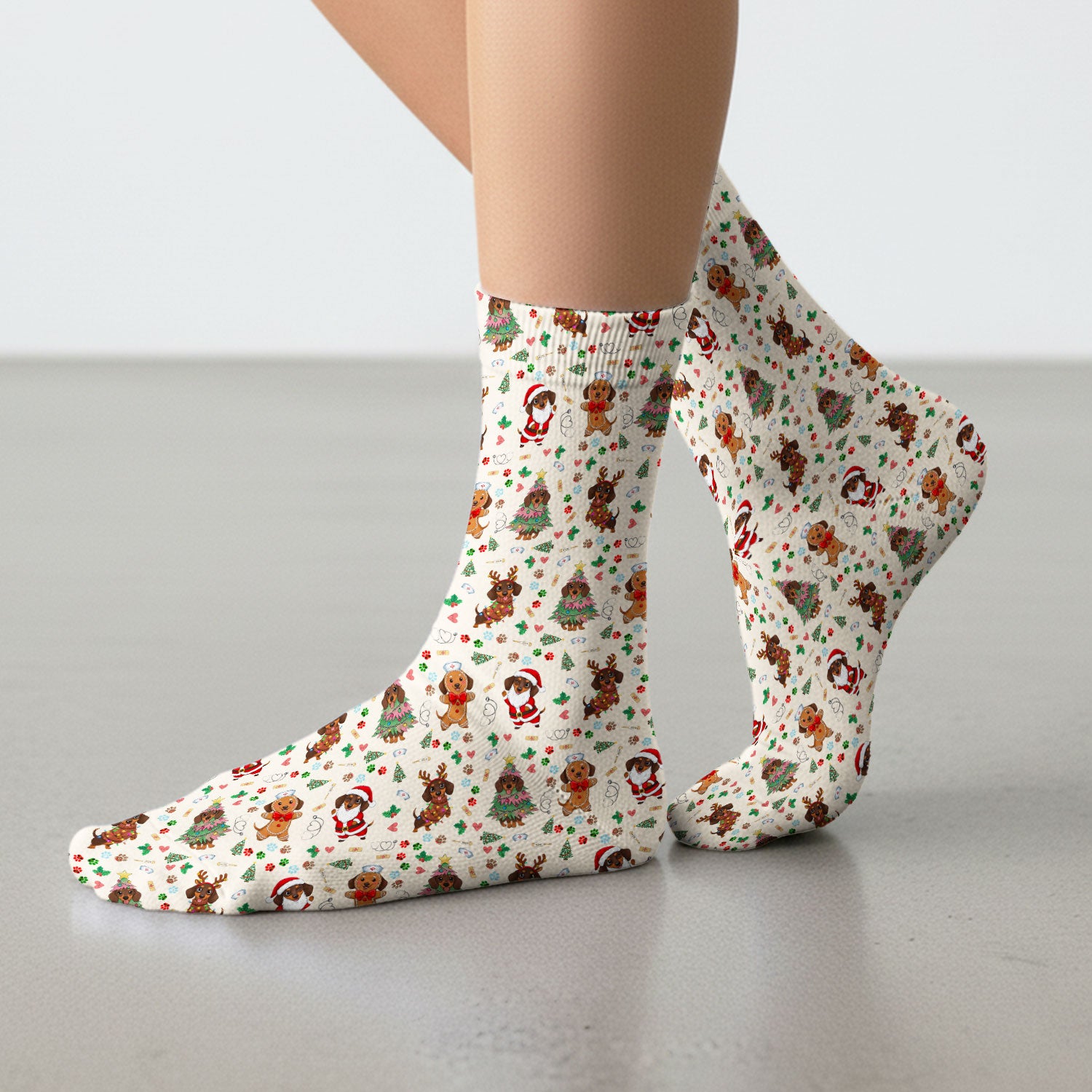Wiener Dog Christmas Scrub Socks – Funny Dachshund Pattern Medical Sock – Festive Holiday Uniform for RN, LPN, CNA, and Vet Techs