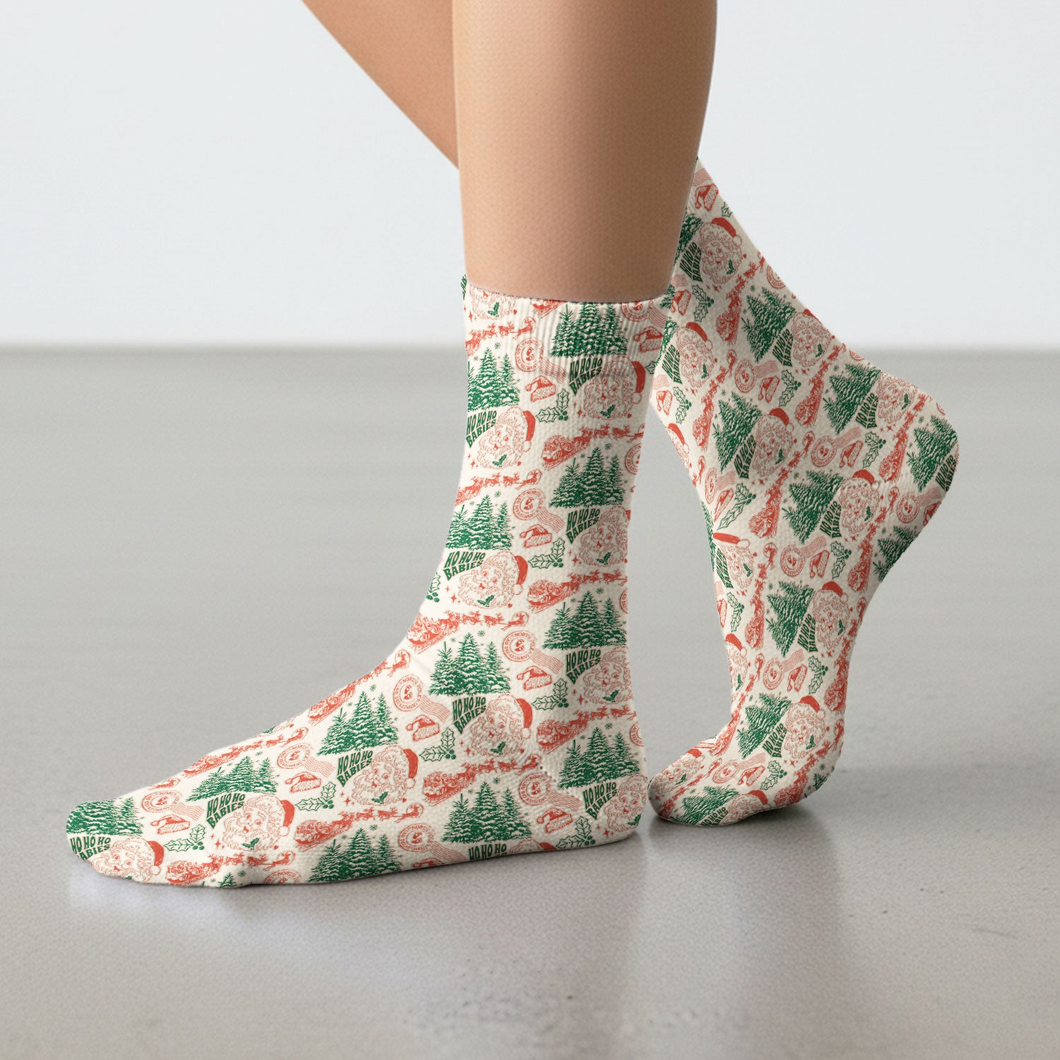 Christmas Santa Scrub Socks, Vintage Holiday Nurse Sock, Festive Medical Uniform For Nursing