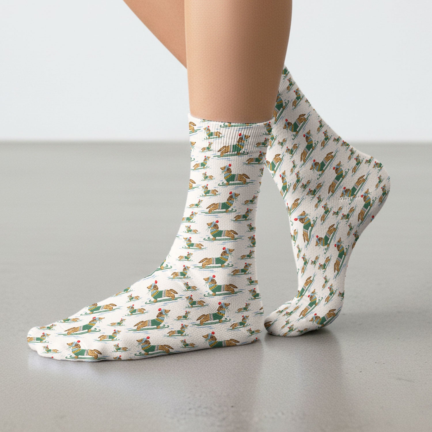 Dachshund Nurse Scrub Socks, Wiener Dog Winter Pattern Sock, Breathable Fabrics Nursing Uniform