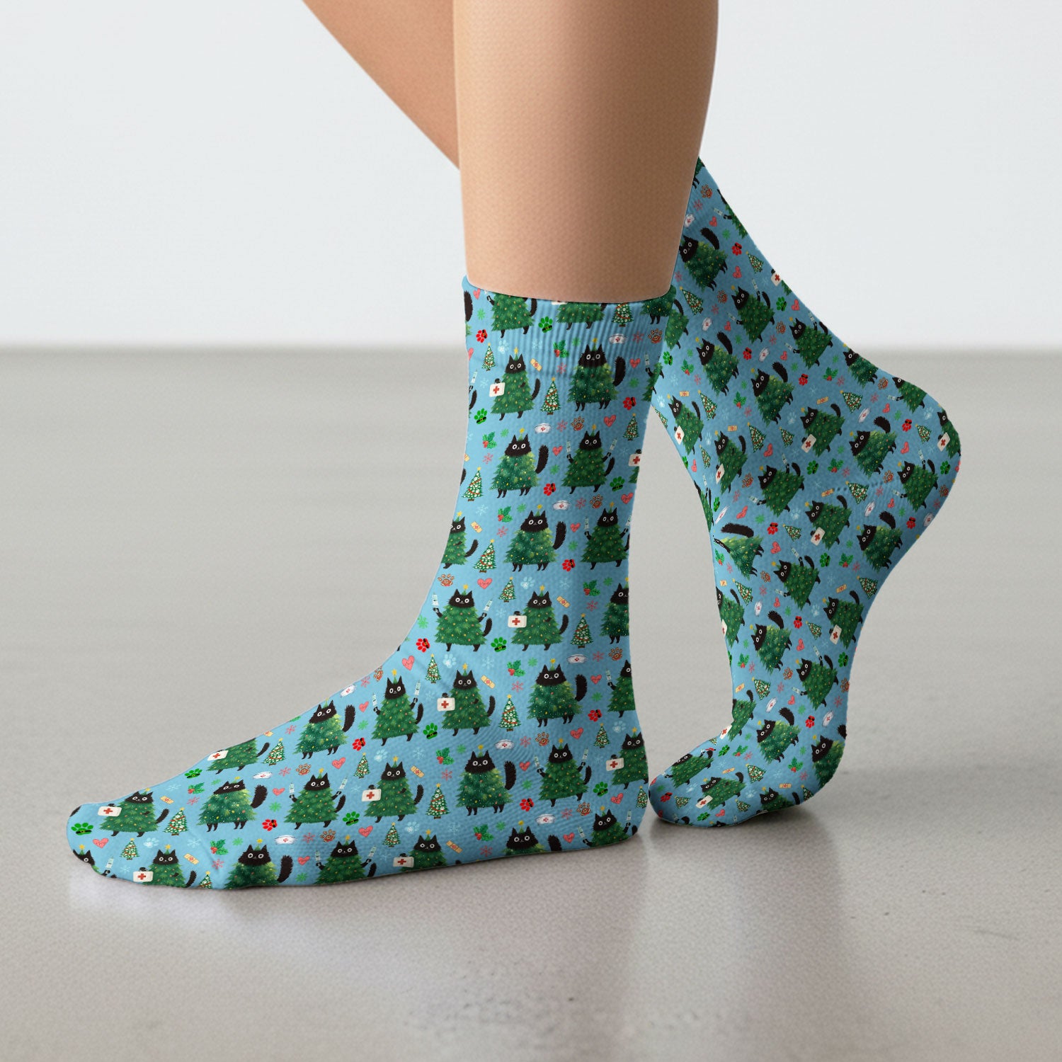 Christmas Nurse Scrub Socks, Xmas Black Cat Pattern Nurse Sock,  Breathable Fabrics Nursing Uniform