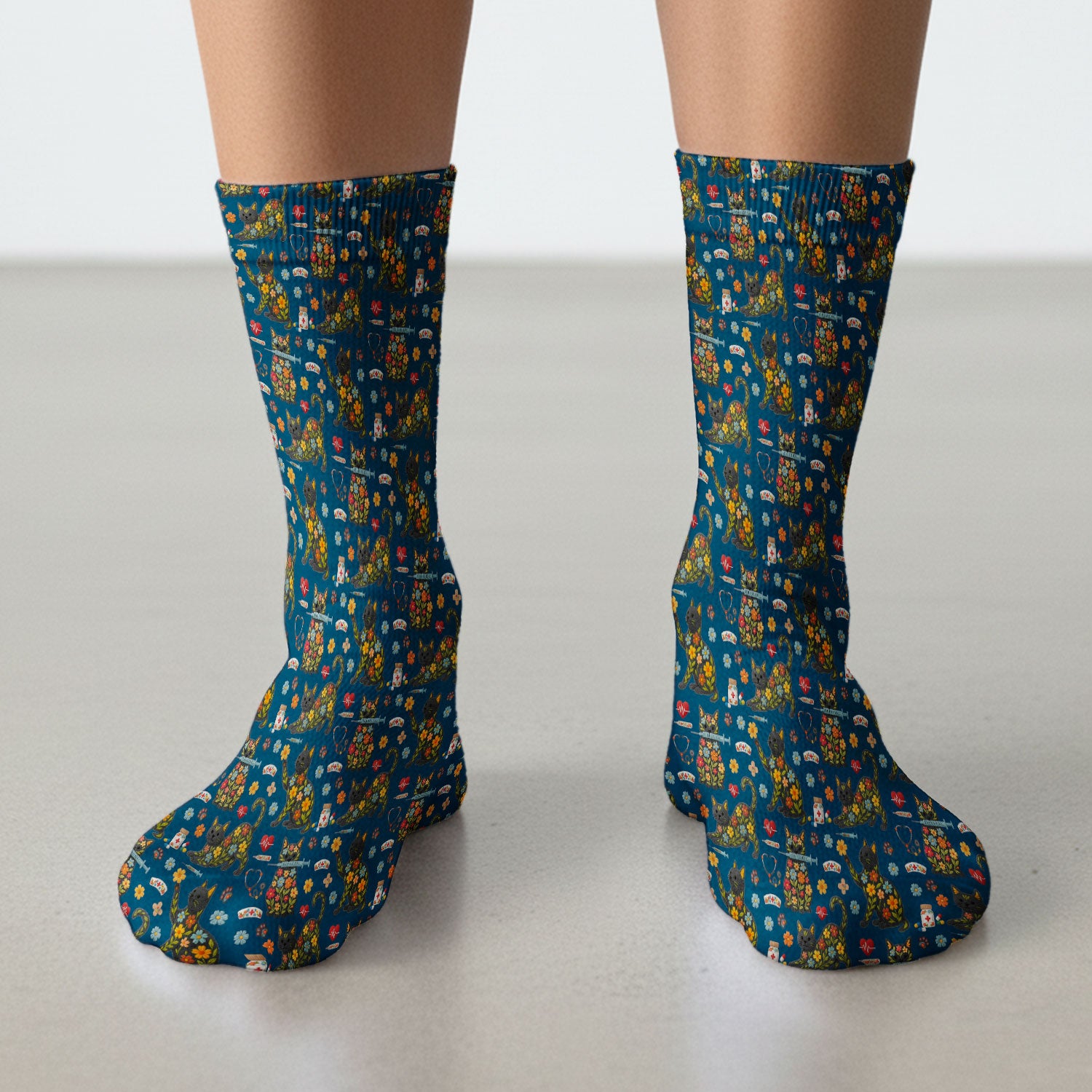 Floral Black Cat Pattern Scrub Socks, Cute Cat Nurse Scrub Sock, Medical Nursing Uniform
