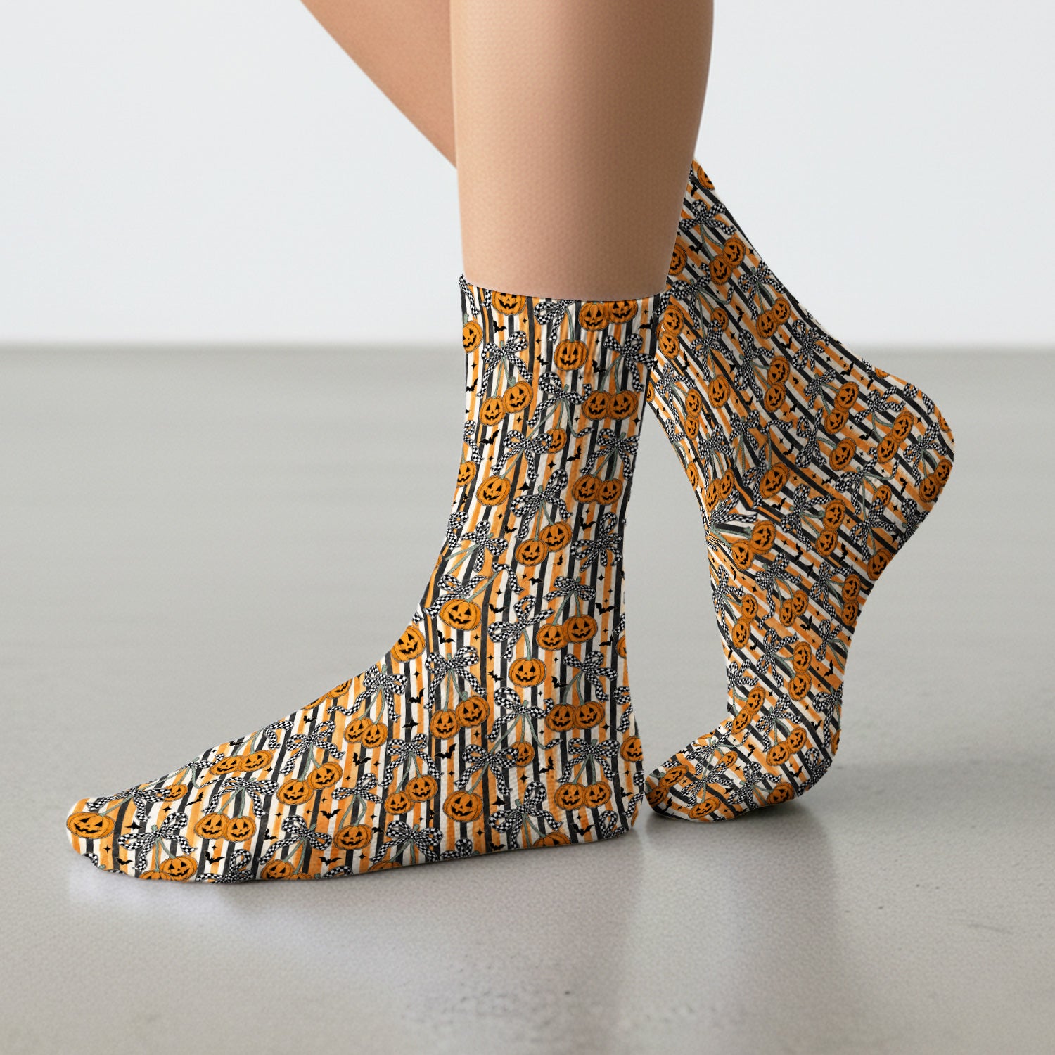 Halloween Bow Stripe Print Socks, Adult Socks for Men and Women