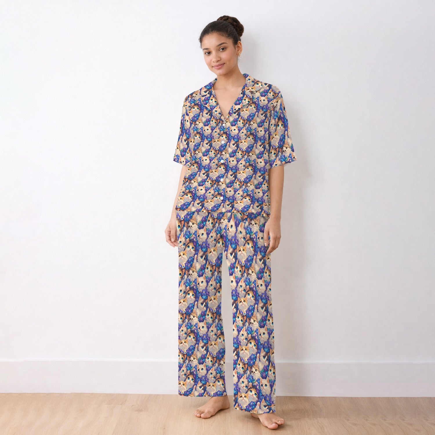 Cute Blue Eyed Kitten Pattern Pajama Set, Soft Breathable Fabric Comfortable Sleepwear