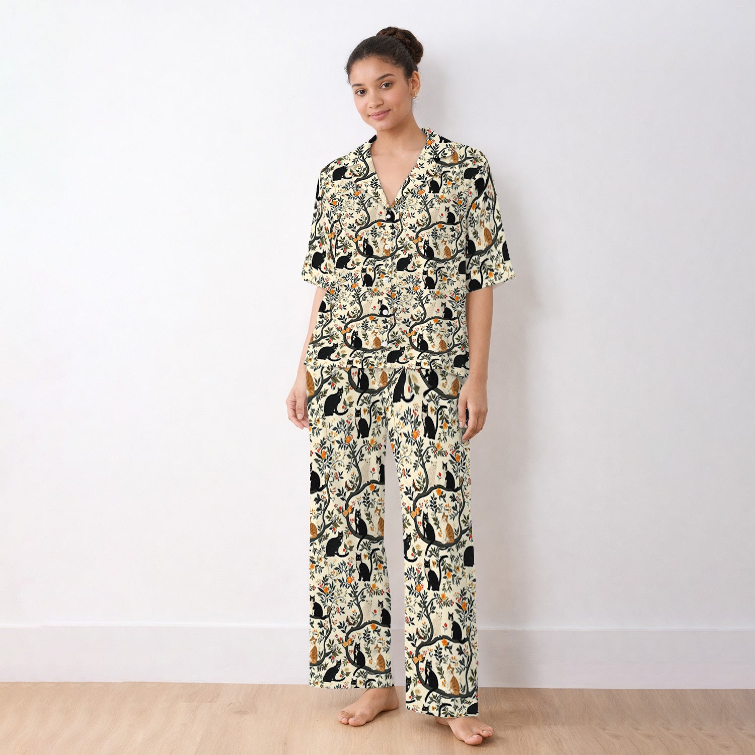 Vintage Black Cat Floral Pattern Pajama Set, Soft Breathable Fabric Comfortable Sleepwear