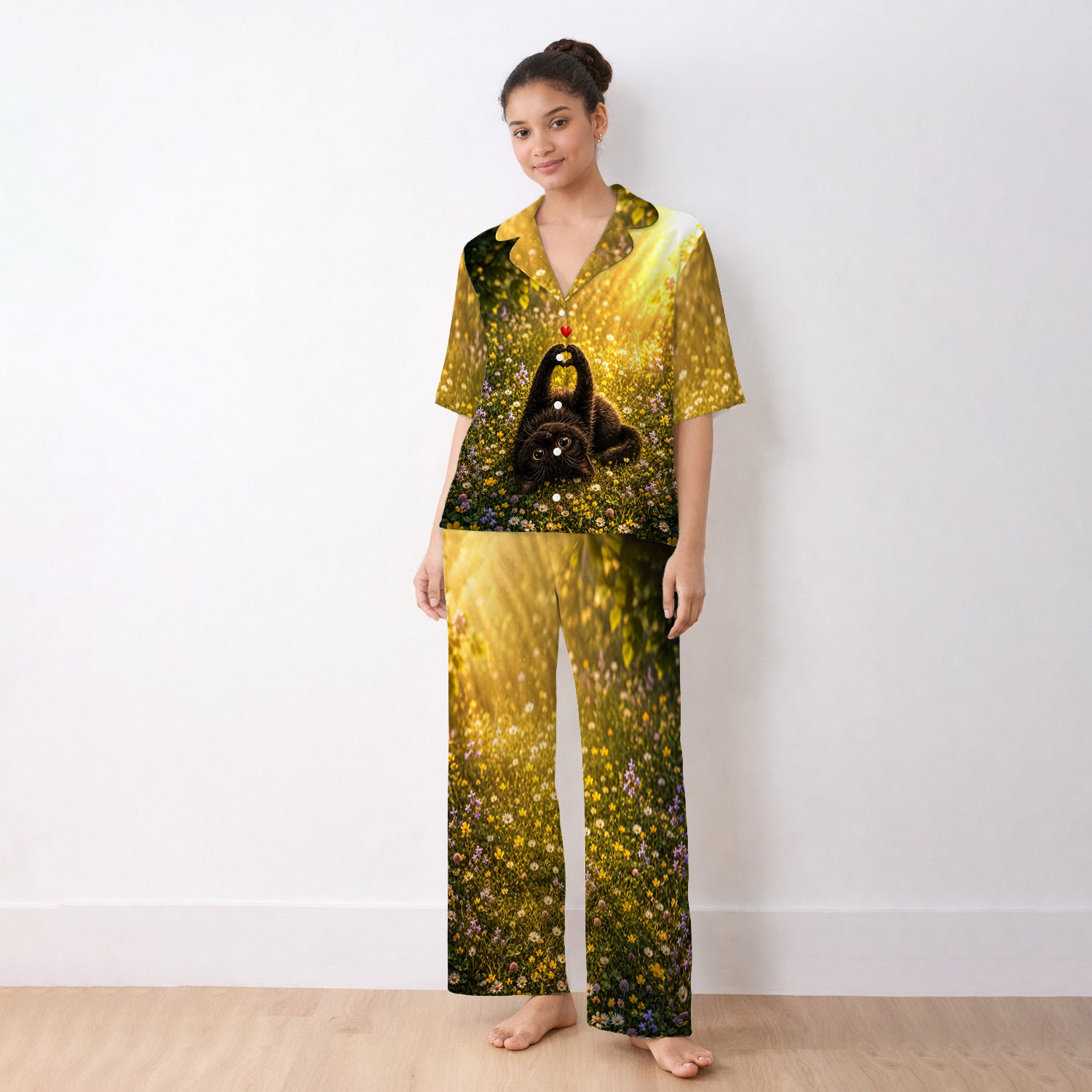 Upside Down Black Cat Meadow Pattern Pajama Set, Soft Breathable Fabric Comfortable Sleepwear
