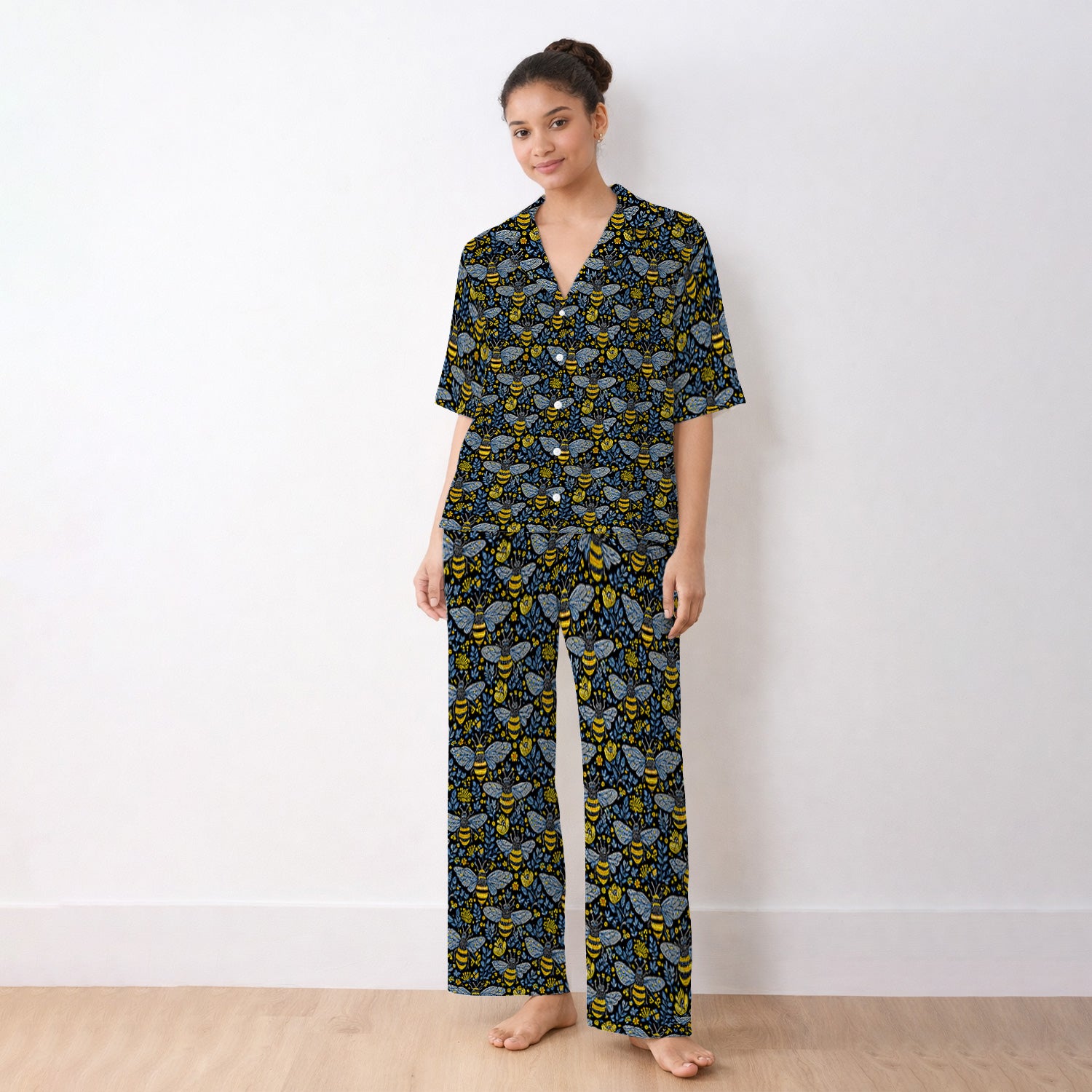 Honey Bee And Wildflower Garden Pattern Pajama Set, Breathable Fabrics Uniform