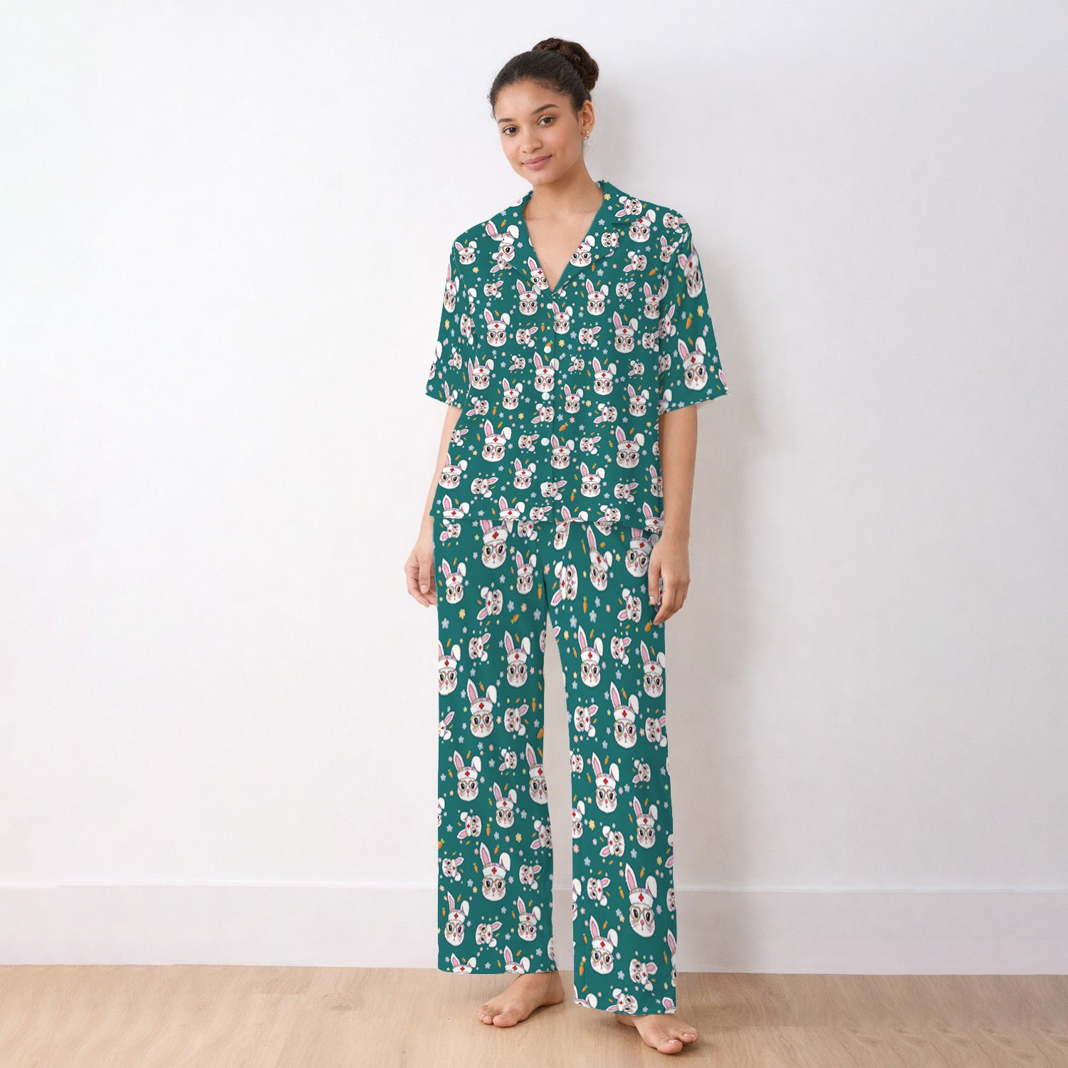 Cute Easter Bunny Nurse Pattern Pajama Set, Soft Breathable Fabric Comfortable Sleepwear
