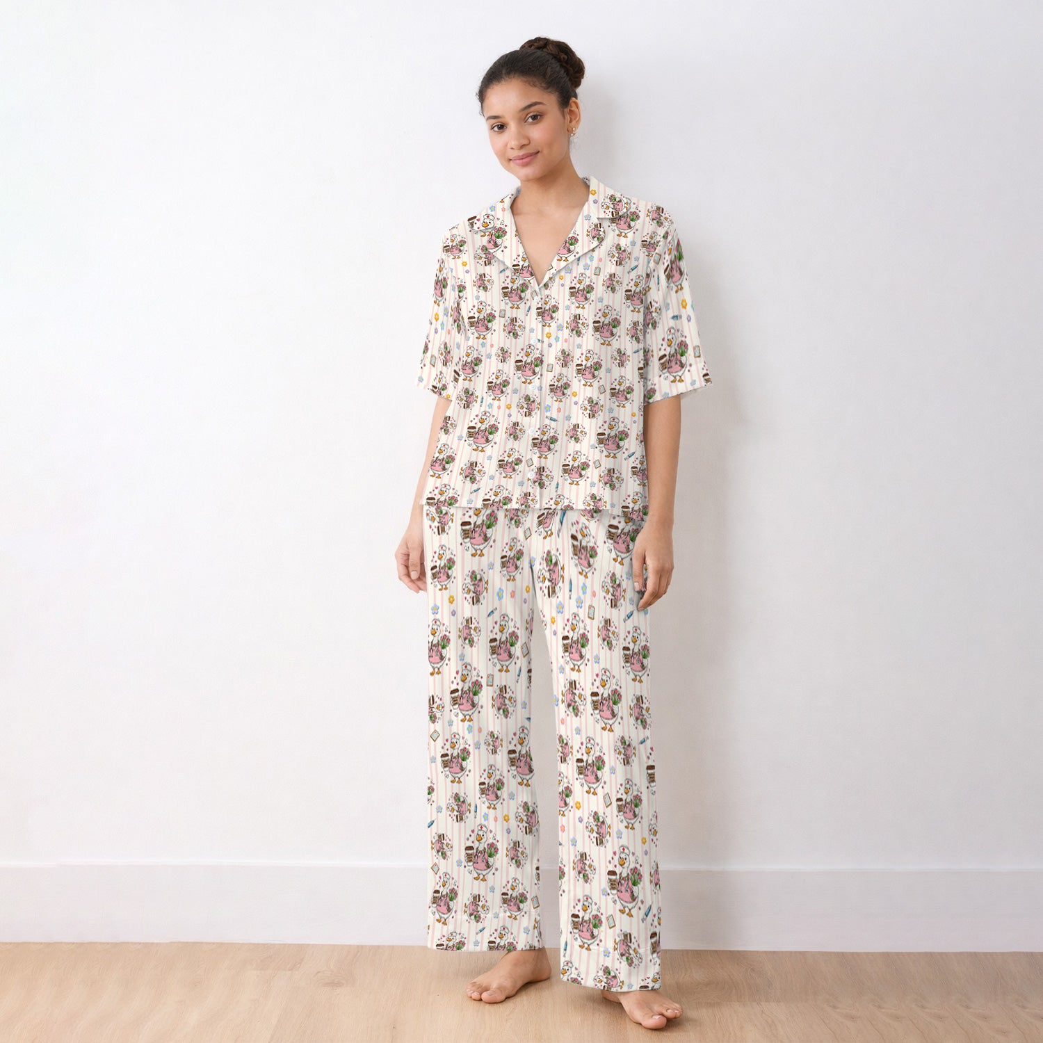 Cartoon Nurse Goose Pattern Pajama Set, Soft Breathable Fabric Comfortable Sleepwear