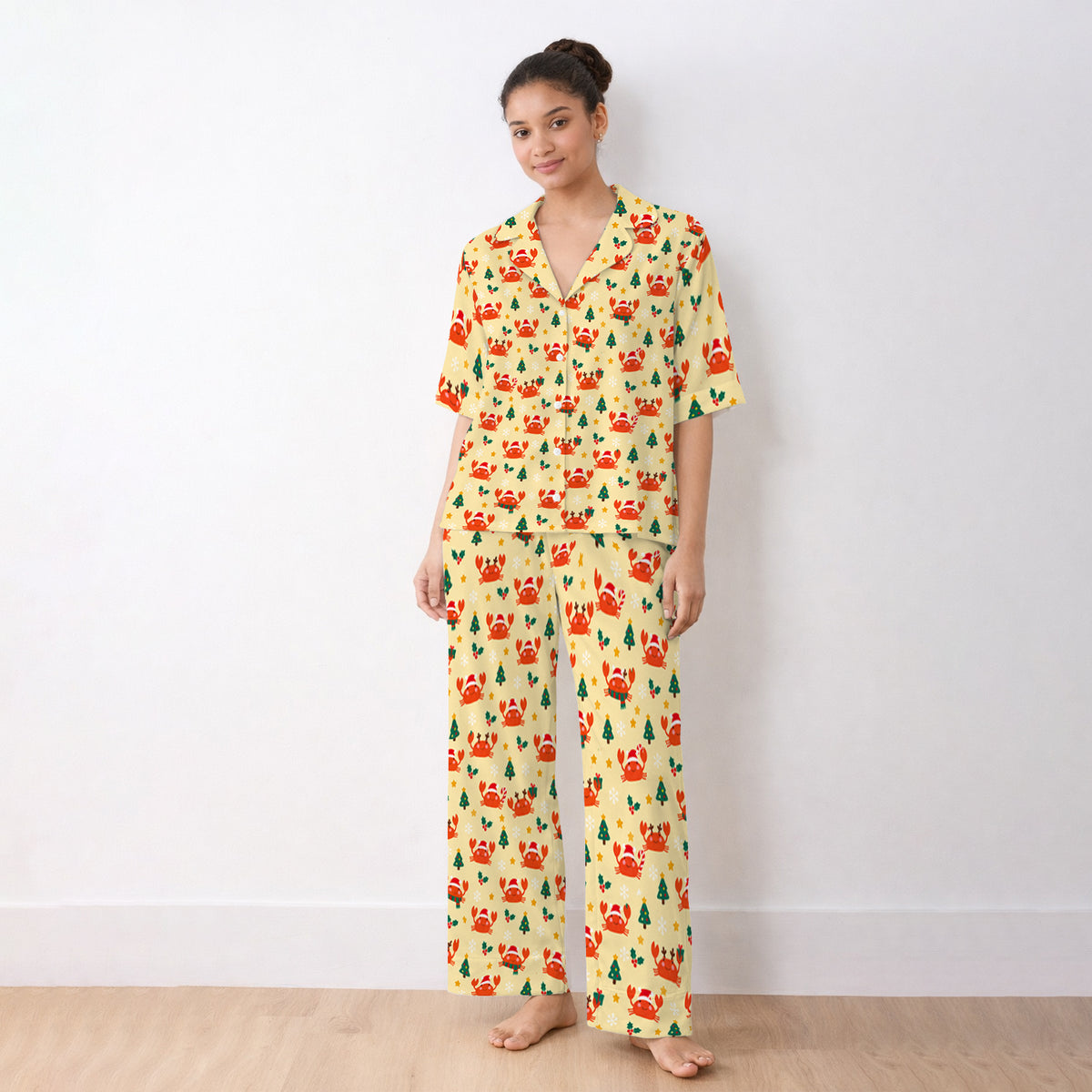 Christmas Crabs And Trees Pattern Pajama Set, Soft Breathable Fabric Comfortable Sleepwear