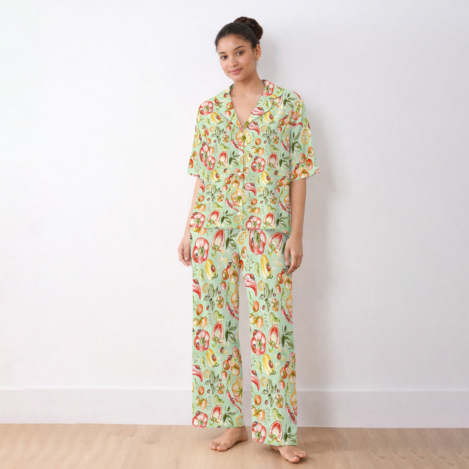 Cute Watercolor Veggie Ladybug Pattern Pajama Set, Soft Breathable Fabric Comfortable Sleepwear