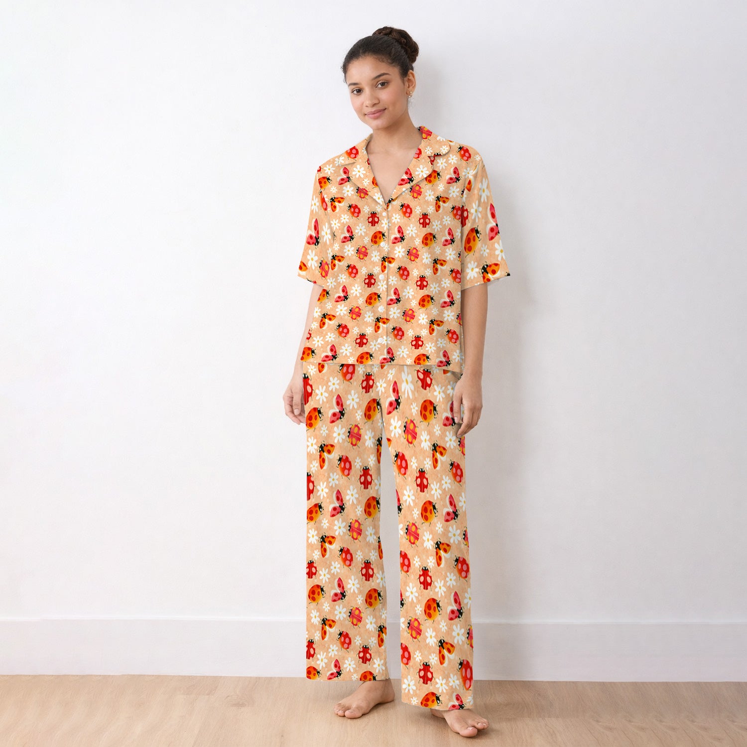 Ladybug Daisy Floral Pattern Pajama Set, Soft Breathable Fabric Comfortable Sleepwear