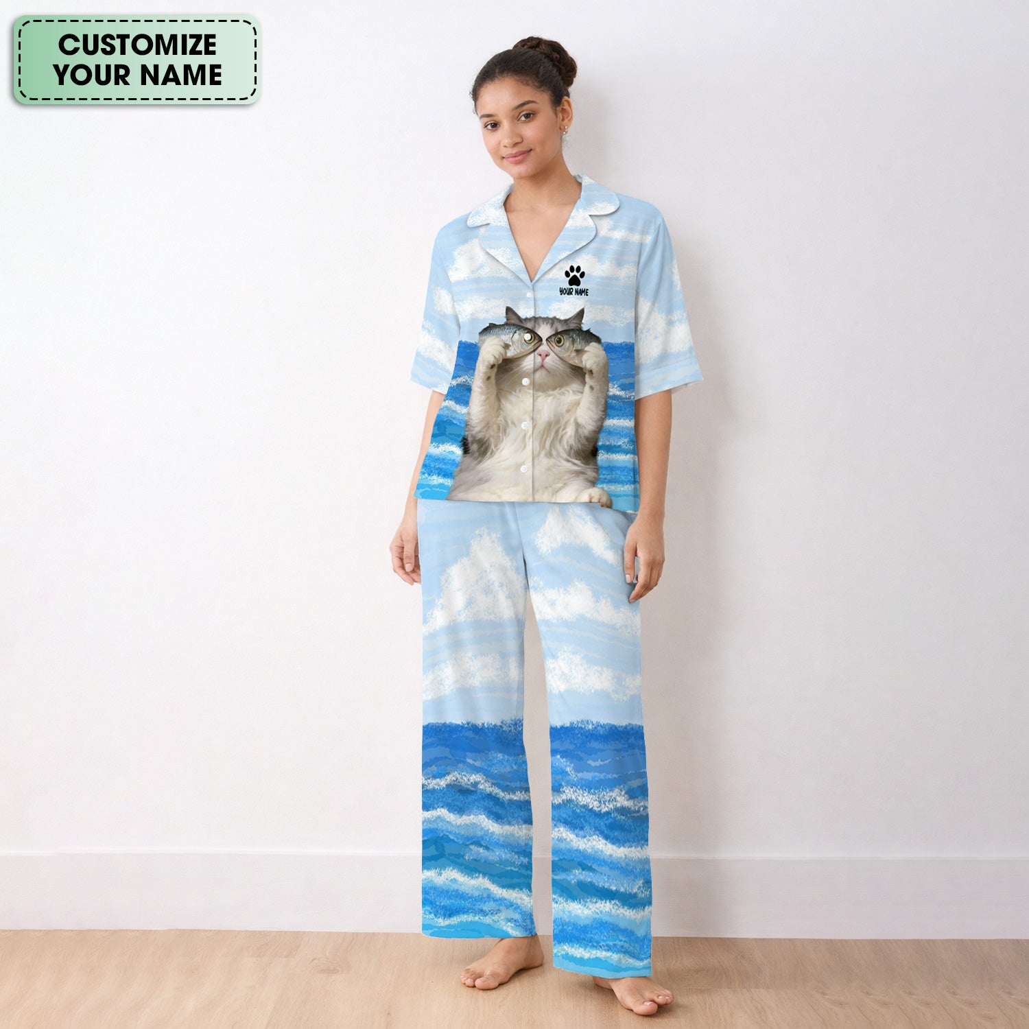 Personalized Cat Holding Fish Pattern Nurse Pajama Set, Soft Breathable Fabric Comfortable Sleepwear