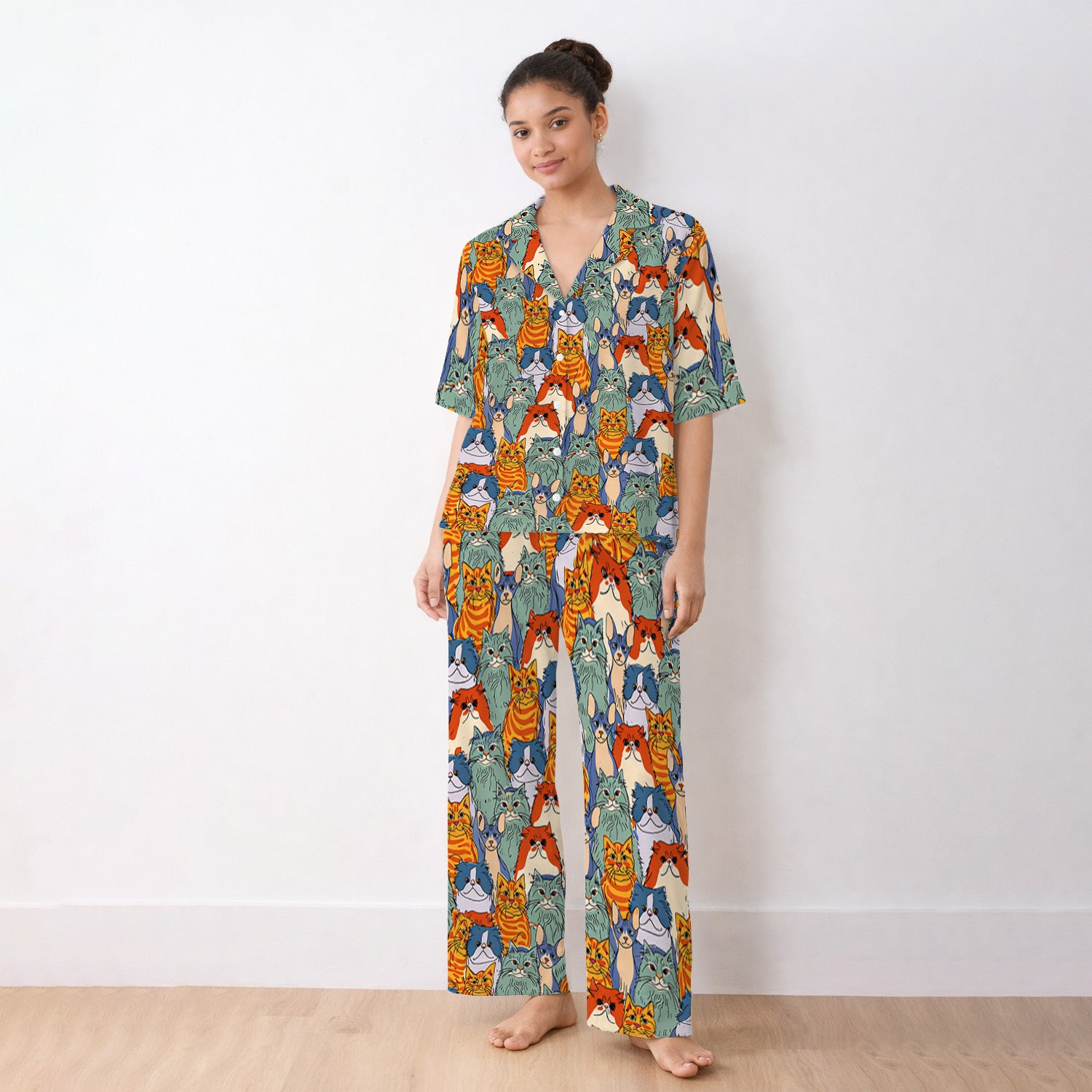 Cute Multicolor Cat Faces Illustration Pattern Pajama Set, Soft Breathable Fabric Comfortable Sleepwear