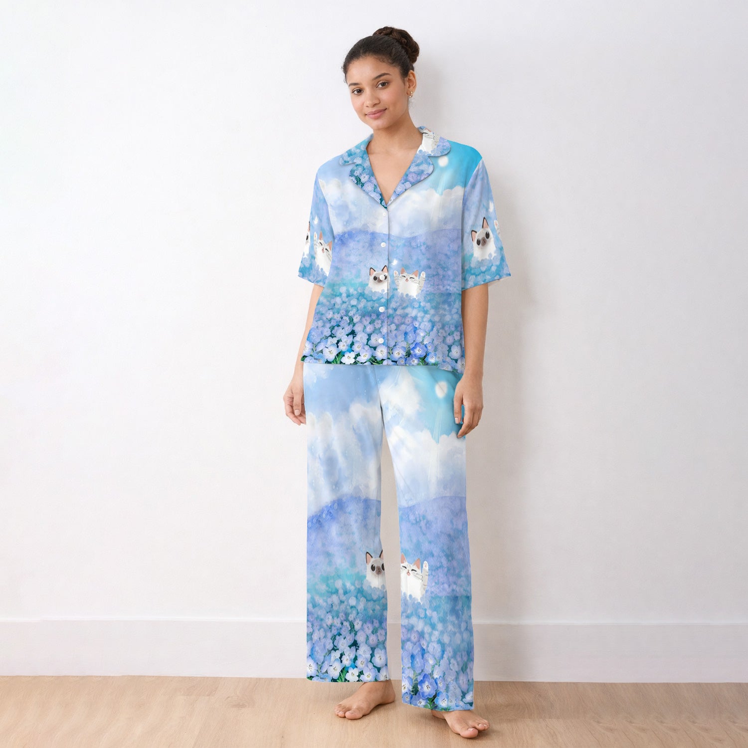 Dreamy Cat Cloud Hydrangea Sky Pattern Pajama Set, Soft Breathable Fabric Comfortable Sleepwear