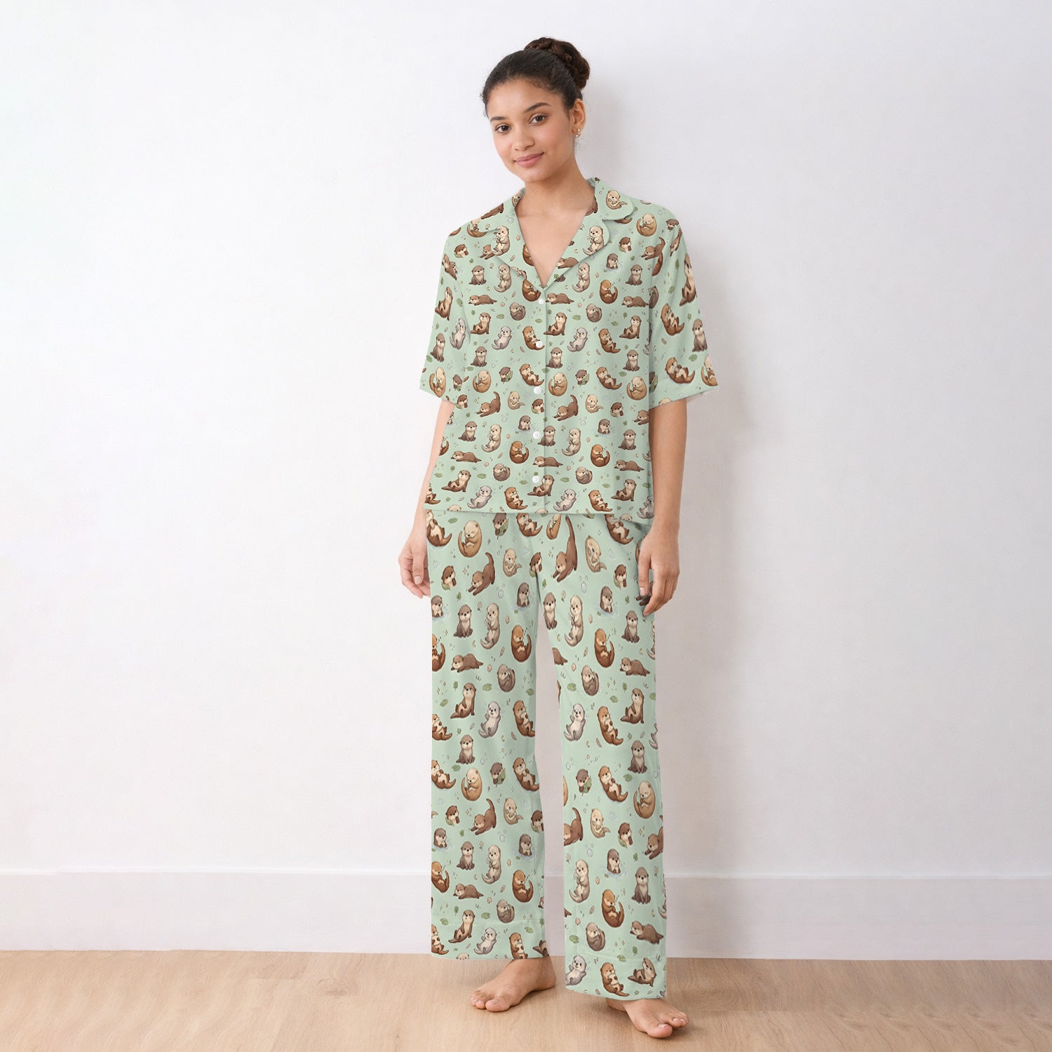 Cute Otter Pattern Pajama Set, Soft Breathable Fabric Comfortable Sleepwear