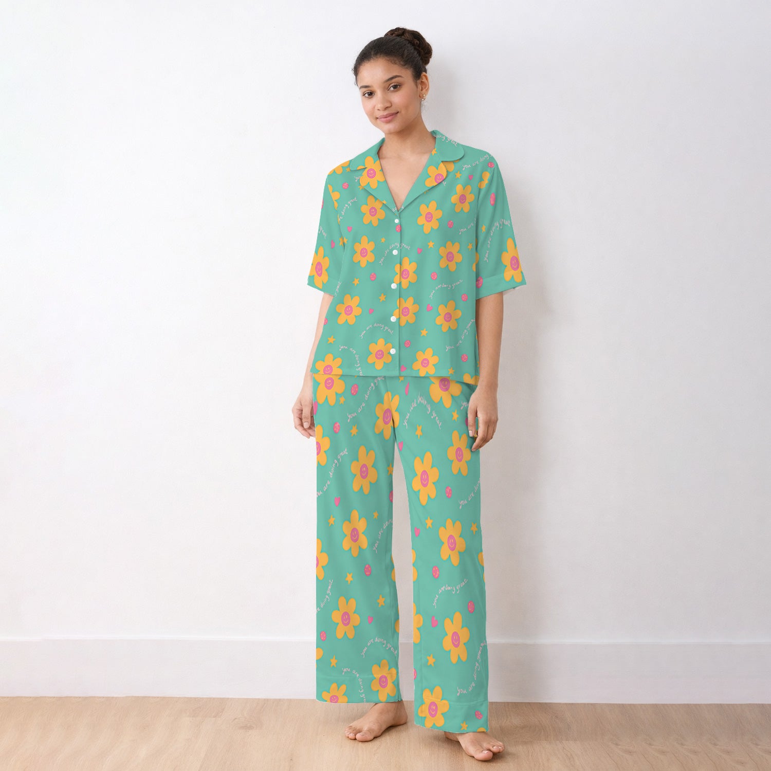 Cheerful Smiley Flower Pattern, Positive Medical Pajama Set, Soft Breathable Fabric Comfortable Sleepwear