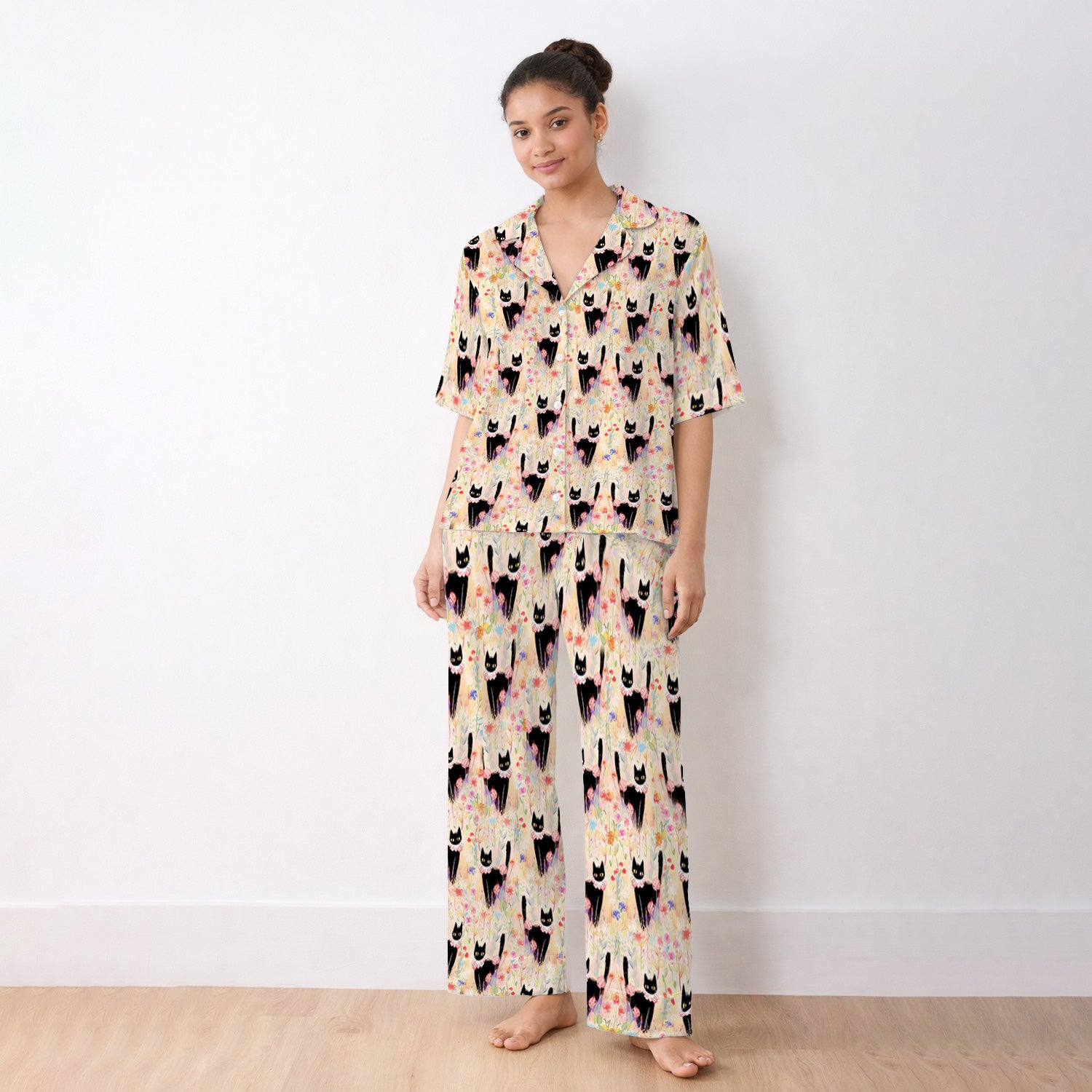 Black Cat Floral Garden Nurse Pattern Pajama Set, Soft Breathable Fabric Comfortable Sleepwear