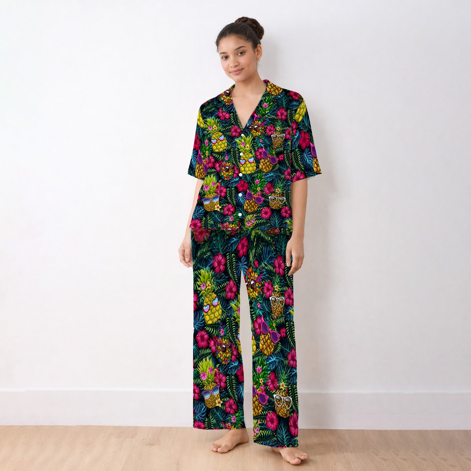 Cute Tropical Pineapple Sunglasses Pattern Pajama Set, Soft Breathable Fabric Comfortable Sleepwear