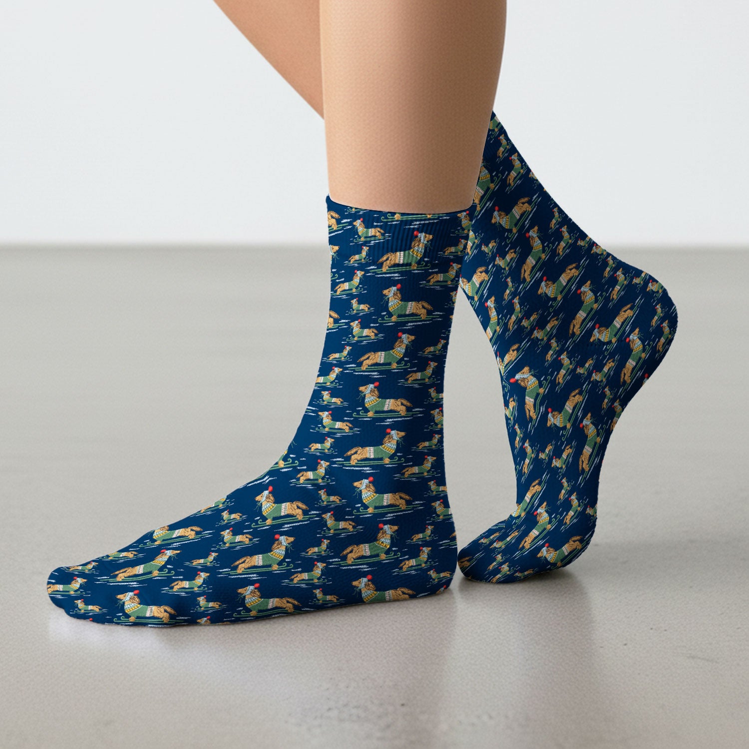 Dachshund Nurse Scrub Socks, Wiener Dog Winter Pattern Sock, Breathable Fabrics Nursing Uniform