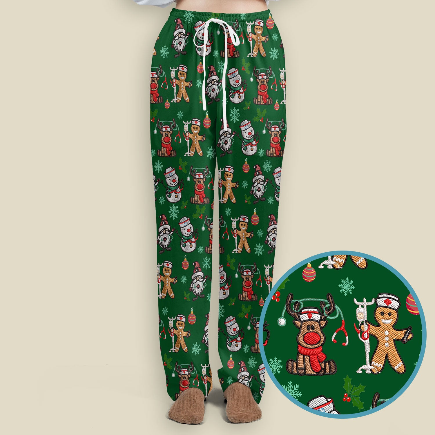 Reindeer Christmas Women's Scrub Sets - Gingerbread Cookies and Santa Claus Medical Uniform - Comfortable Scrubs for Nurses