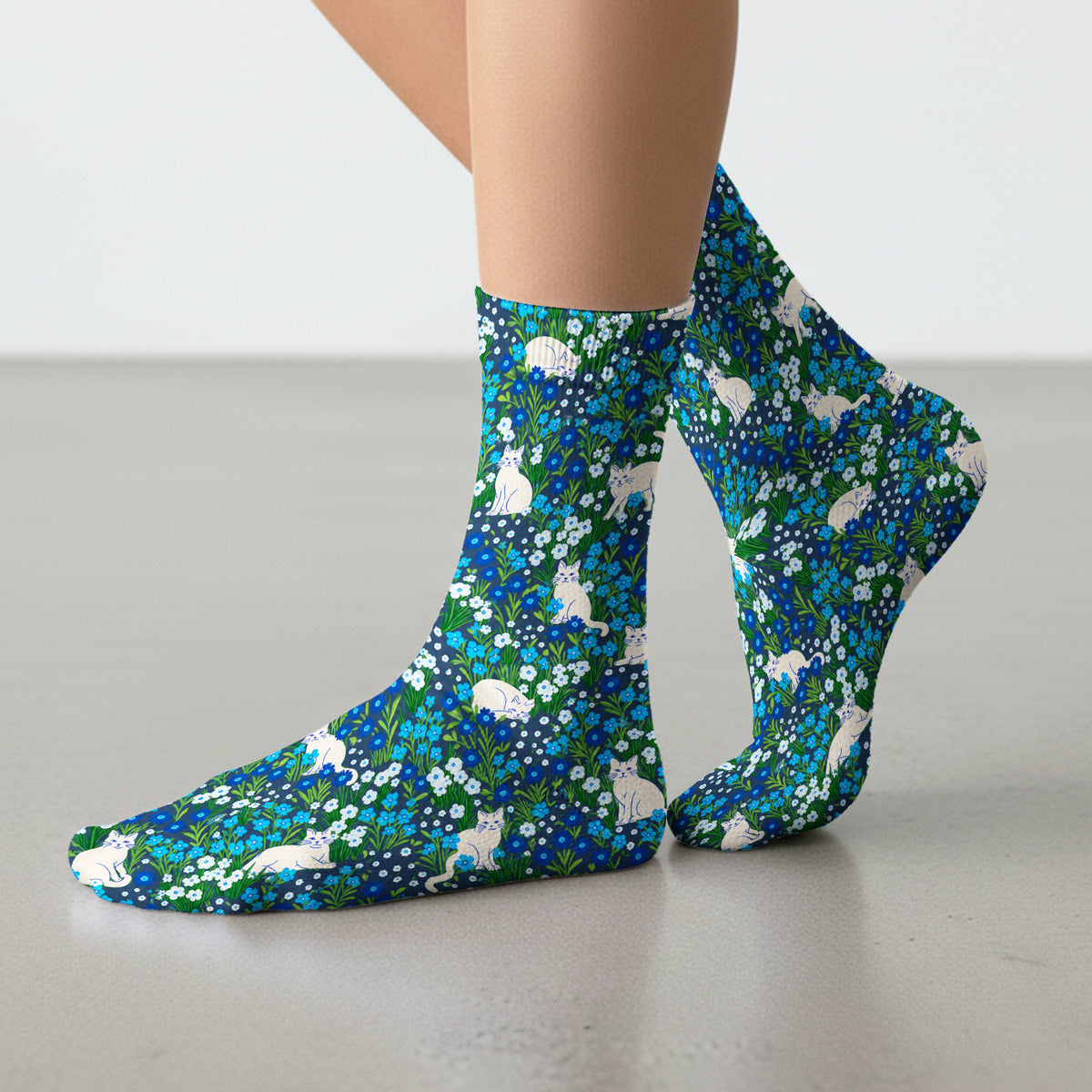 Cute White Cats And Blue Wildflowers Socks, Adult Socks for Men and Women