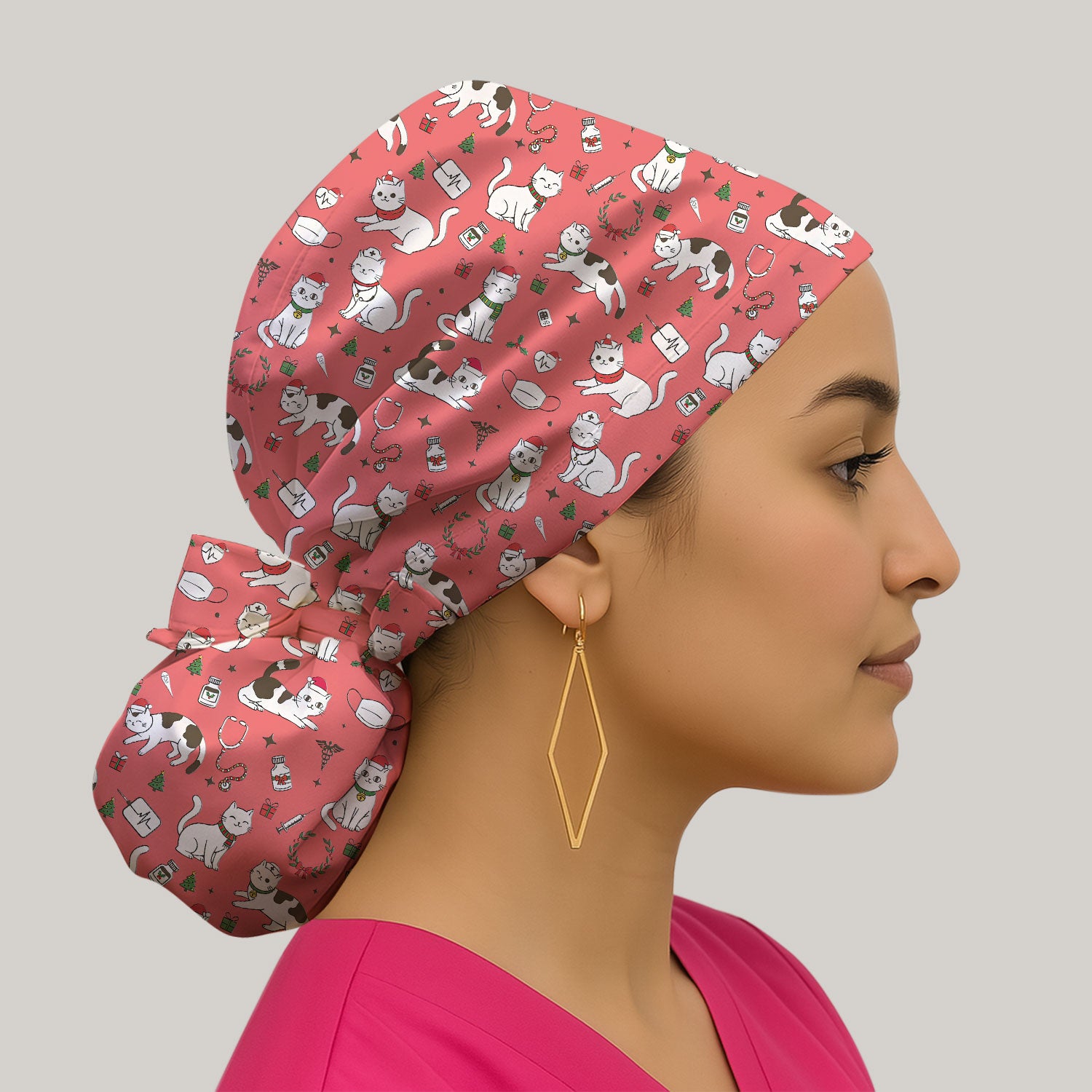 Christmas Cat Scrub Cap – Festive Nurse & Holiday Kitty Pattern – Cute Medical Uniform for Nurses, Vets and Healthcare Workers