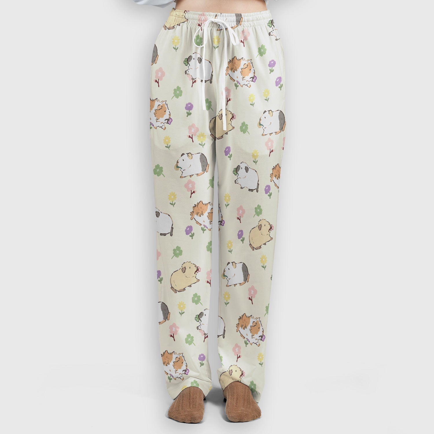 Cozy Guinea Pig Floral Doodle Pattern Scrub Set, Women's Scrub Sets