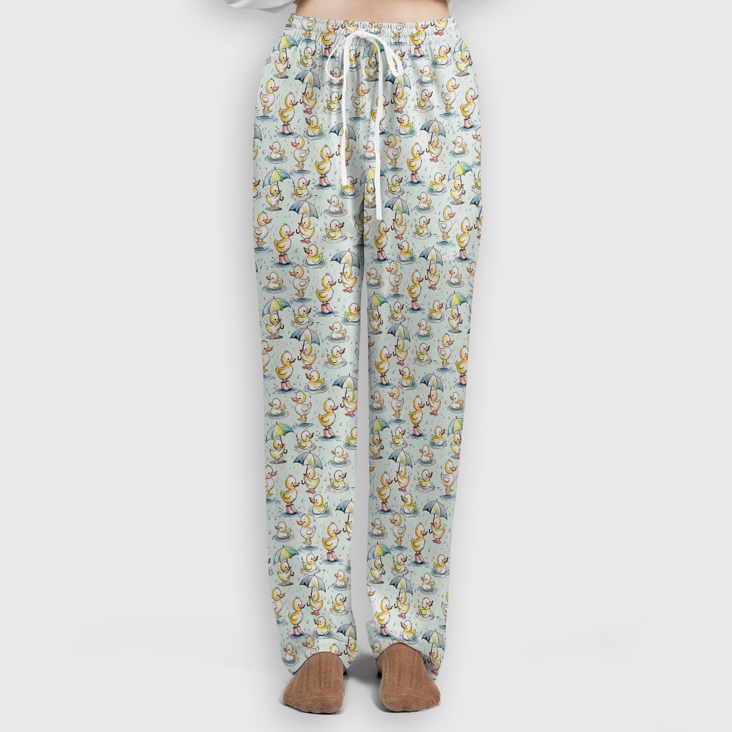 Playful Duck Rain Umbrella Print Women's Scrub Set, Breathable Med Uniform