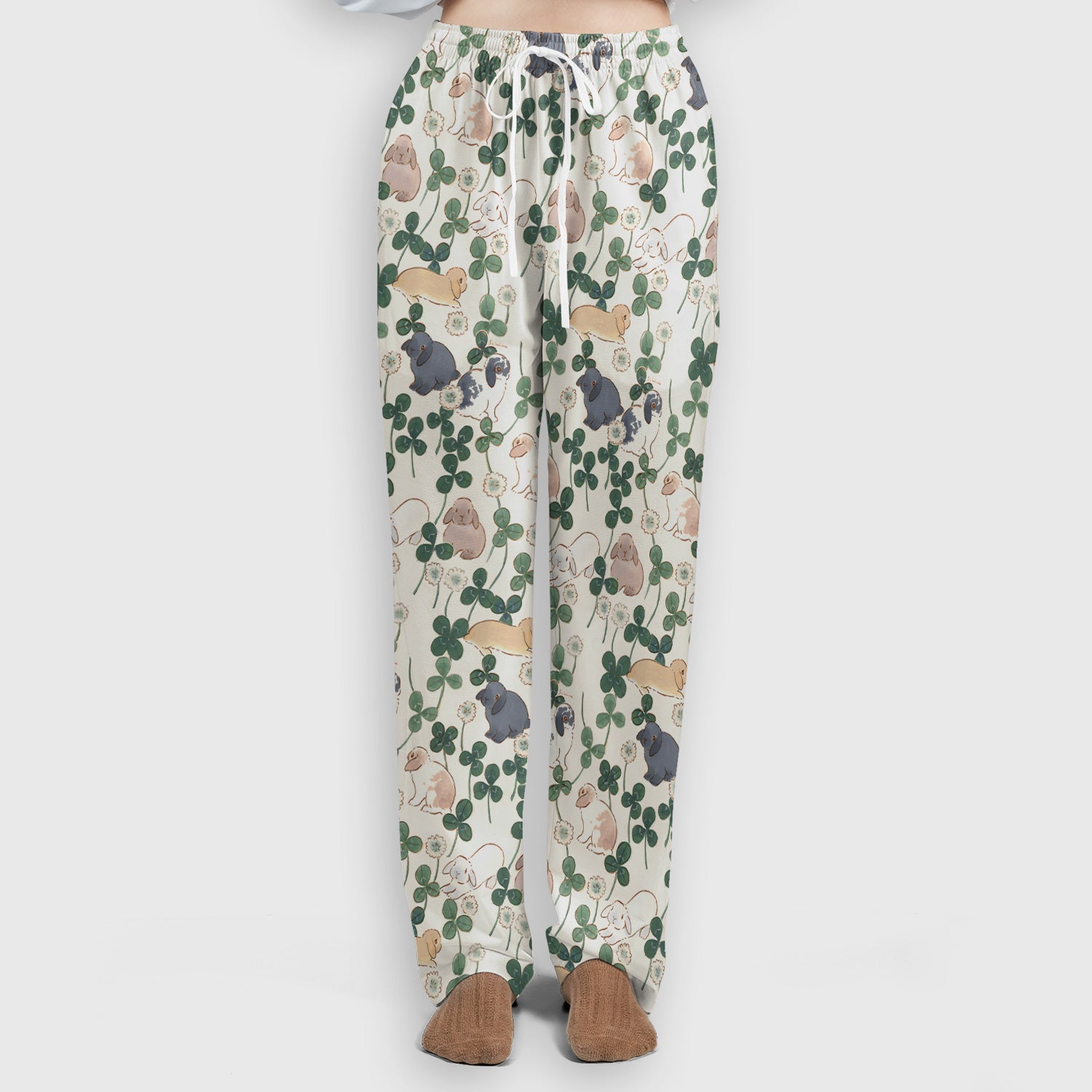 Cute Bunny Clover Garden Meadow Pattern Nurse Scrub Set, Scrub Pants and V Neck Top