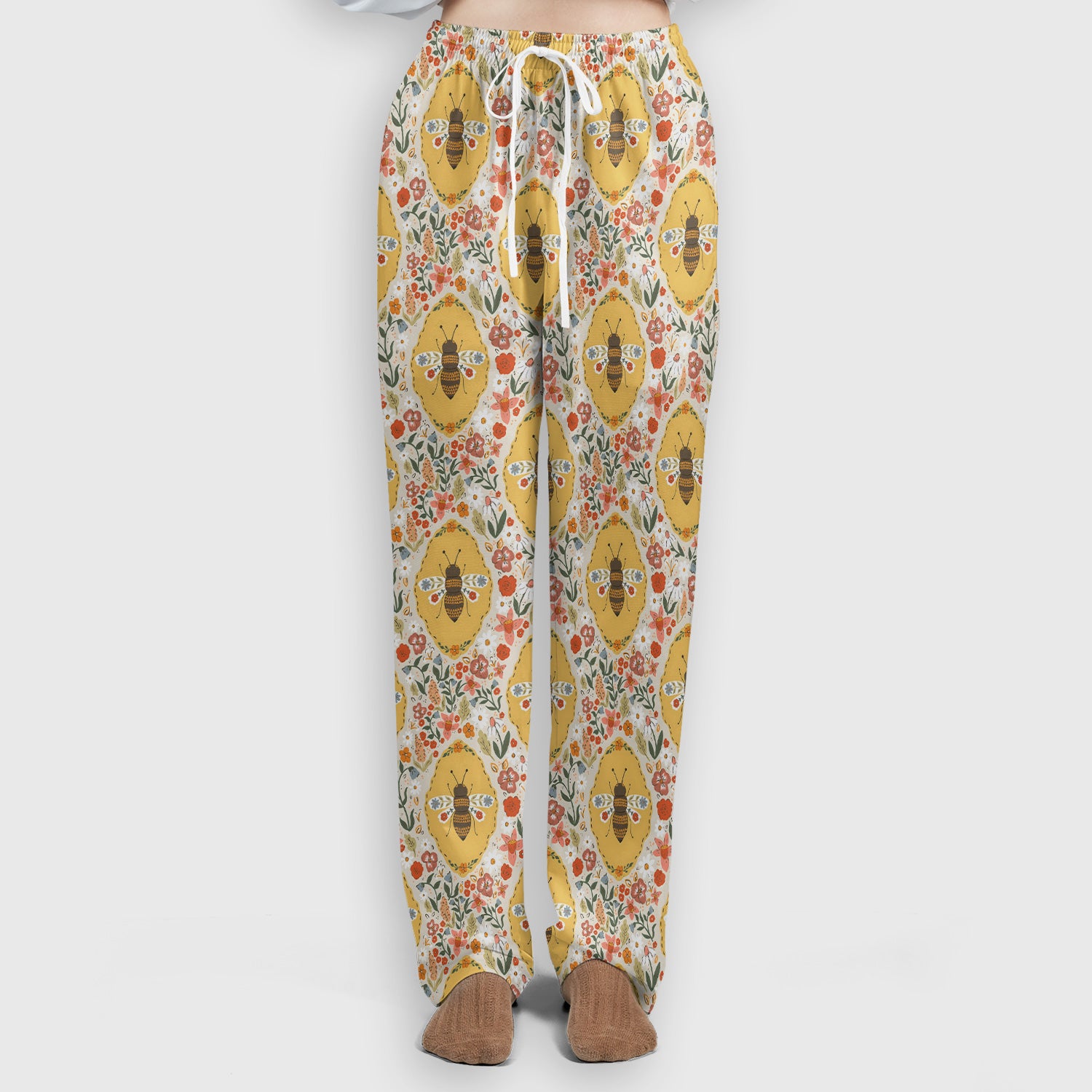 Vintage Honeybee Floral Garden Pattern Nurse Scrub Set, Scrub Pants and V Neck Top