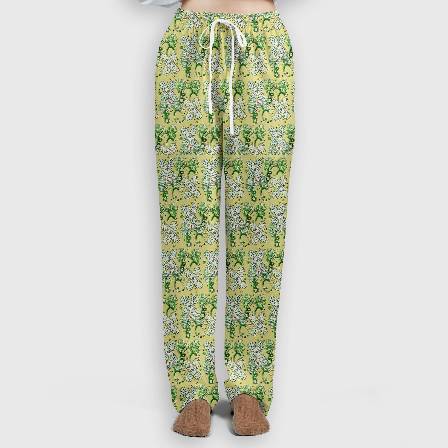 St Patrick Shamrock Stethoscope Bow Print Scrub Set, Breathable Med Uniform